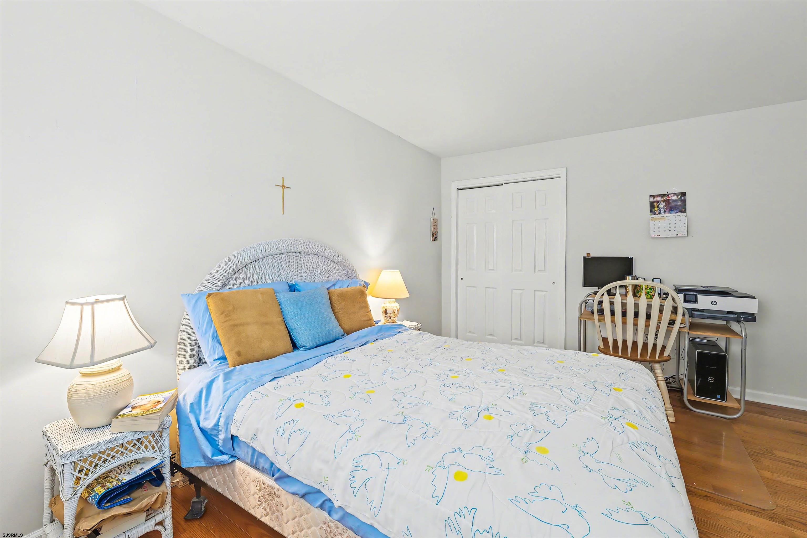 3523 Bay Ave Unit: 3523 - 1st Floor