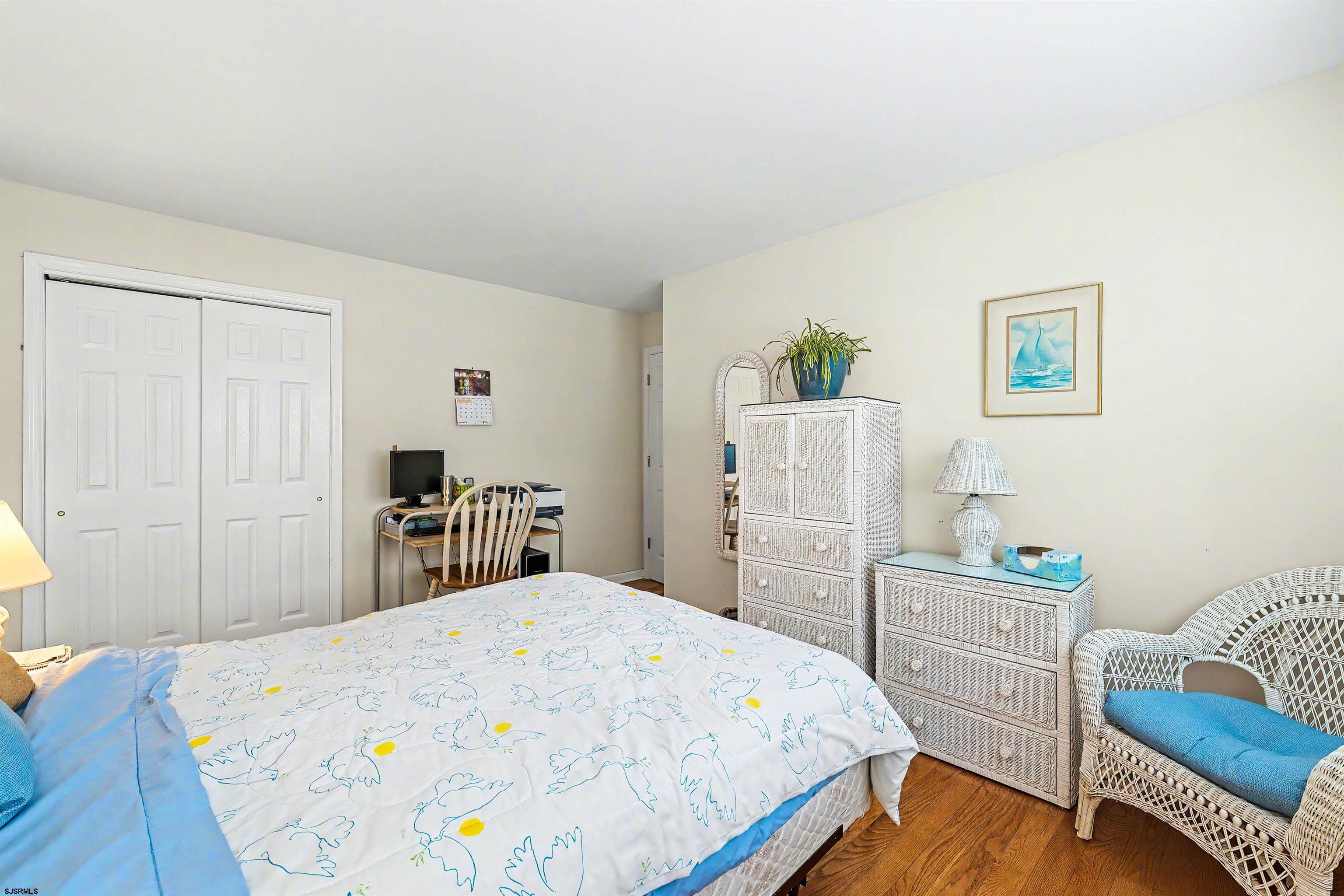 3523 Bay Ave Unit: 3523 - 1st Floor