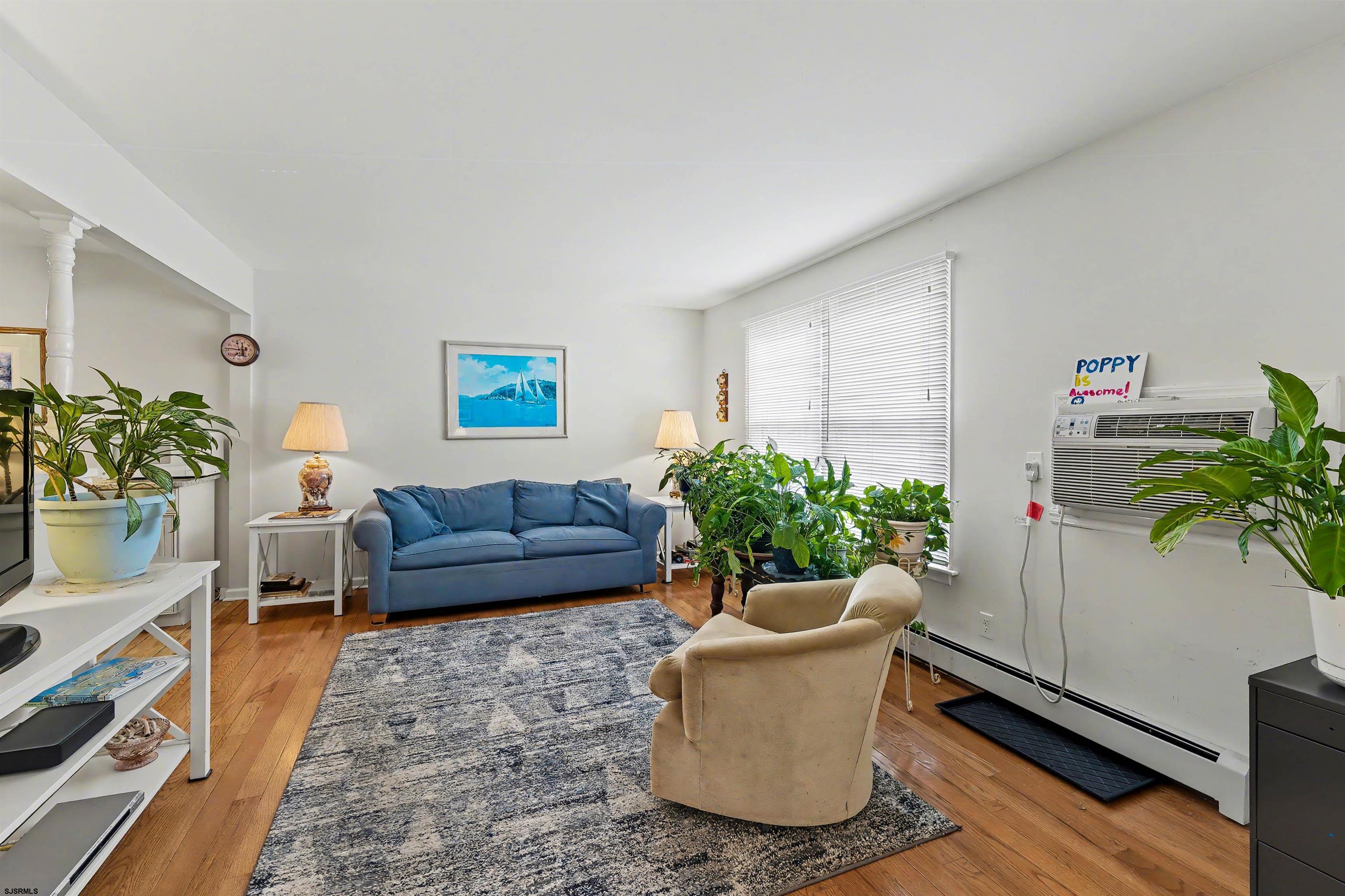 3523 Bay Ave Unit: 3523 - 1st Floor