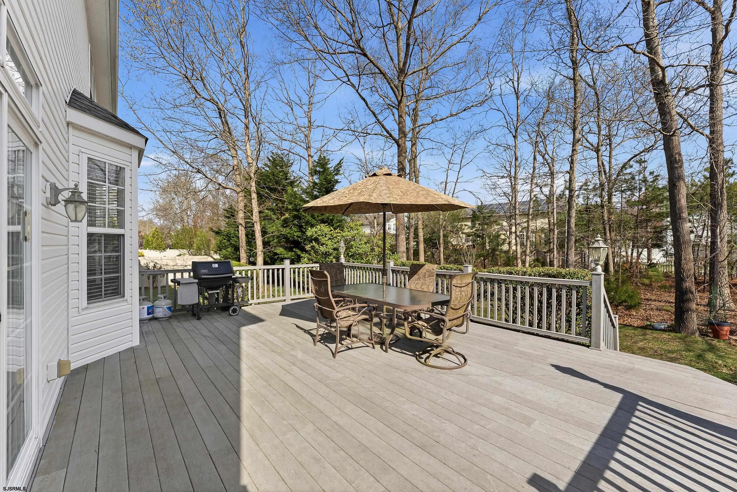 262 Churchill Dr