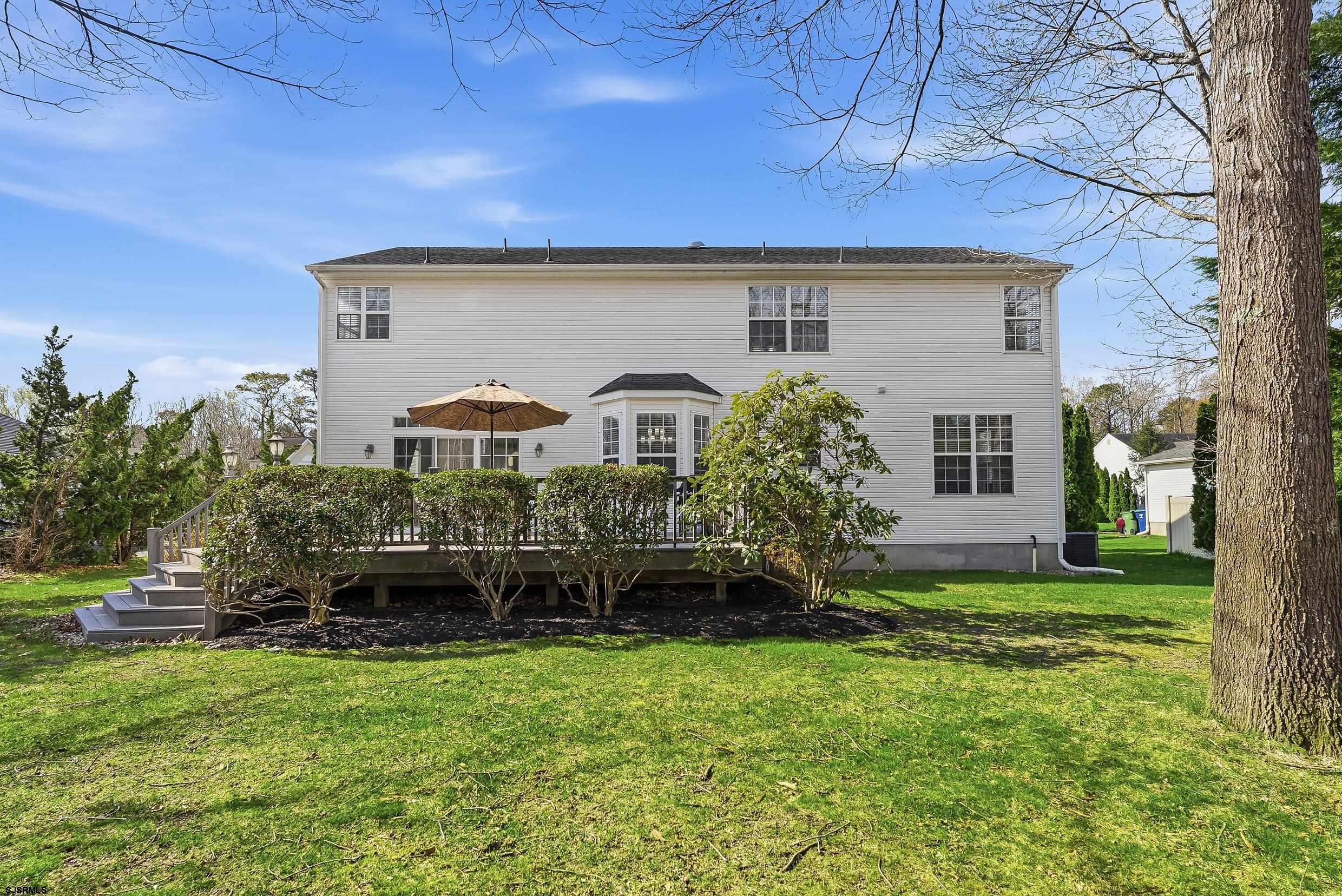 262 Churchill Dr
