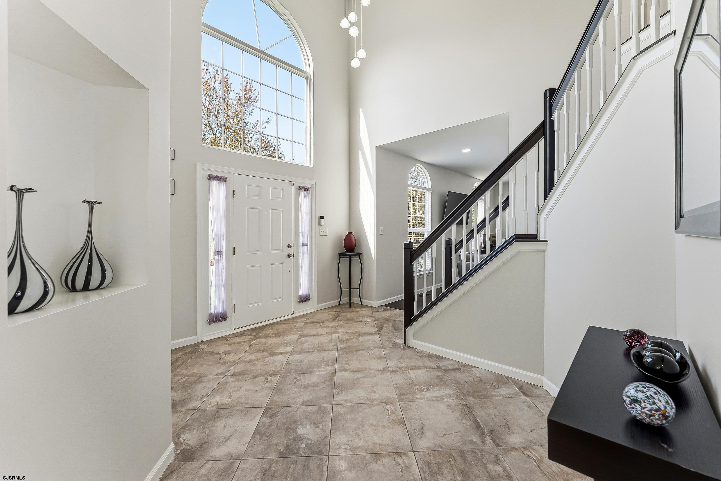 262 Churchill Dr