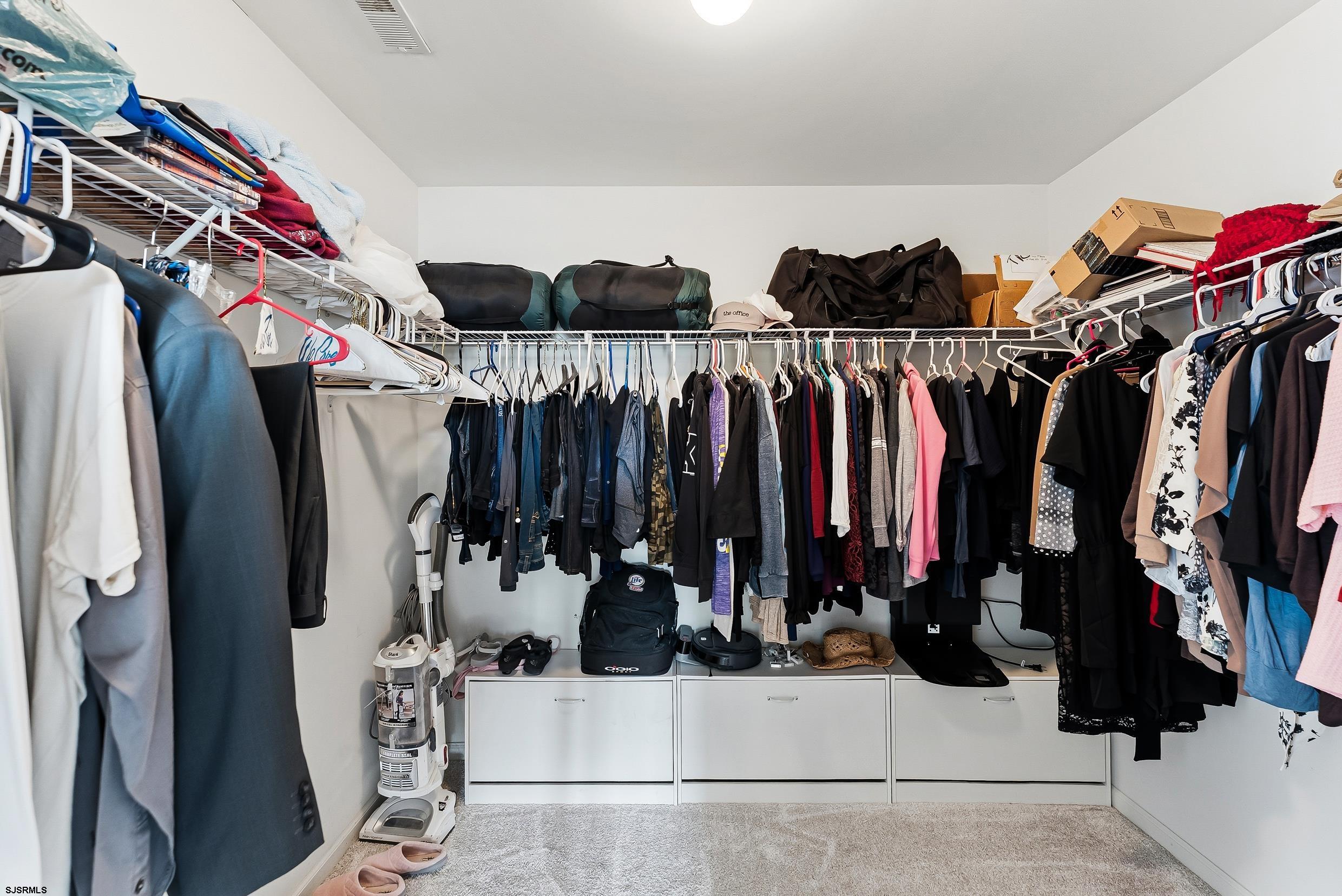 262 Churchill Dr