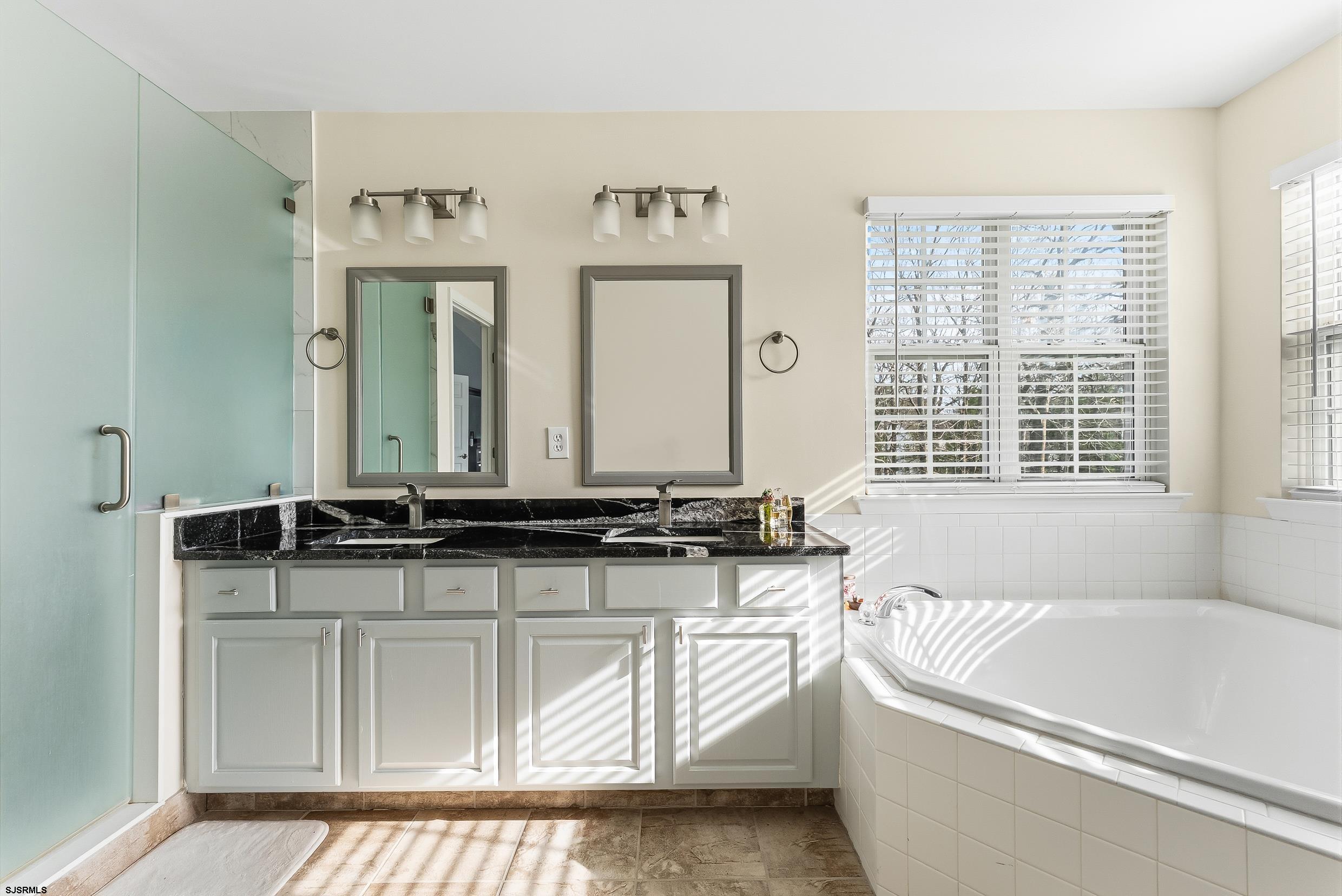 262 Churchill Dr