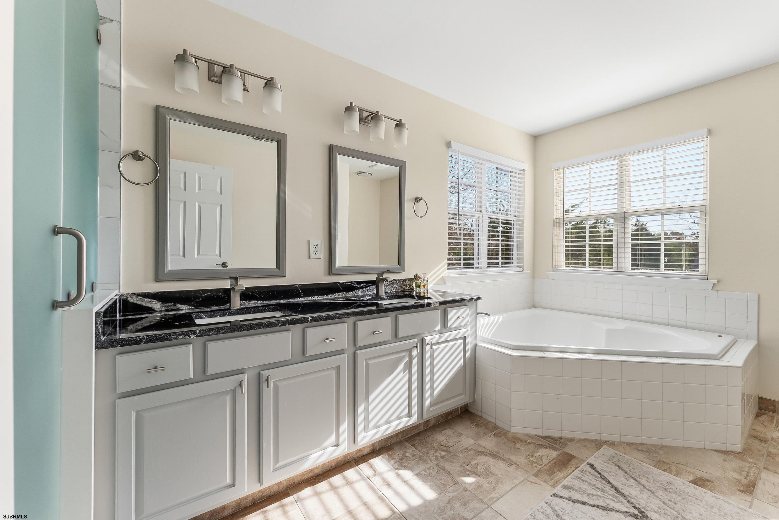 262 Churchill Dr