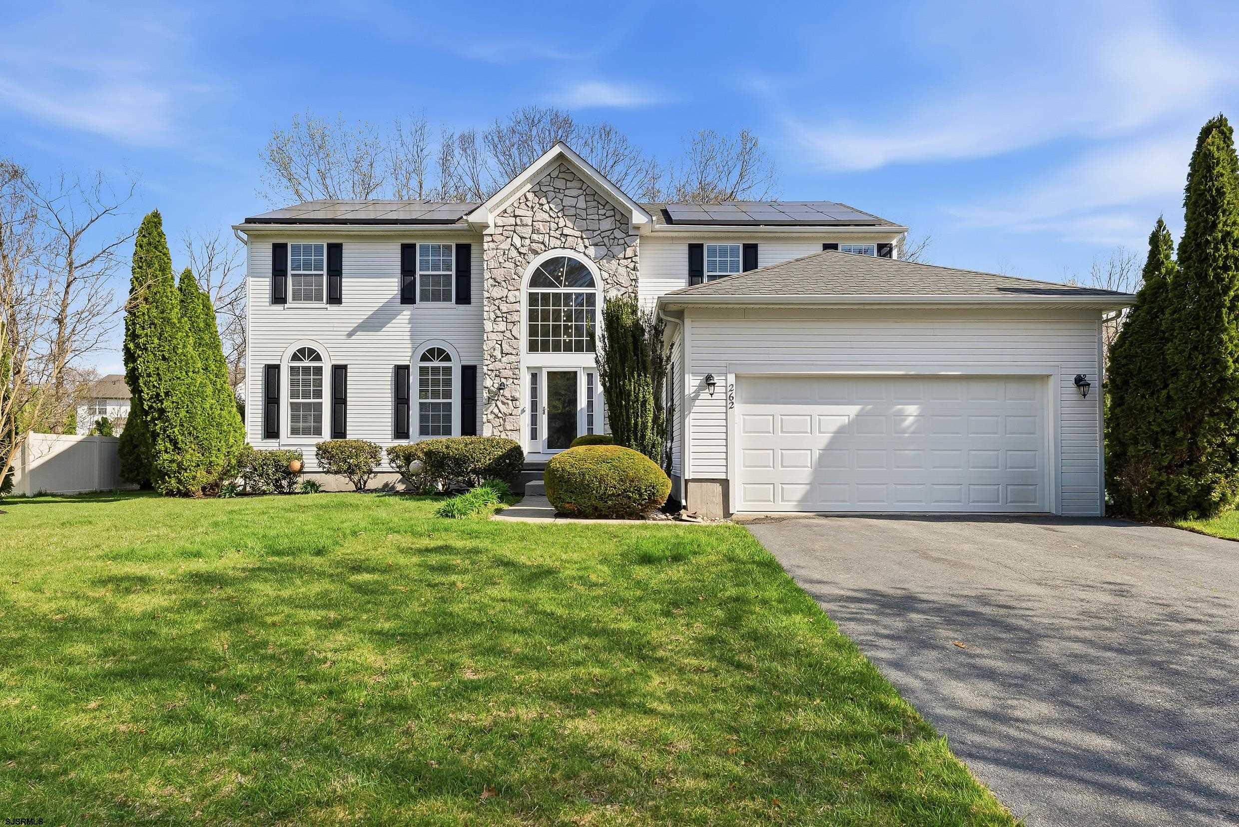 262 Churchill Dr