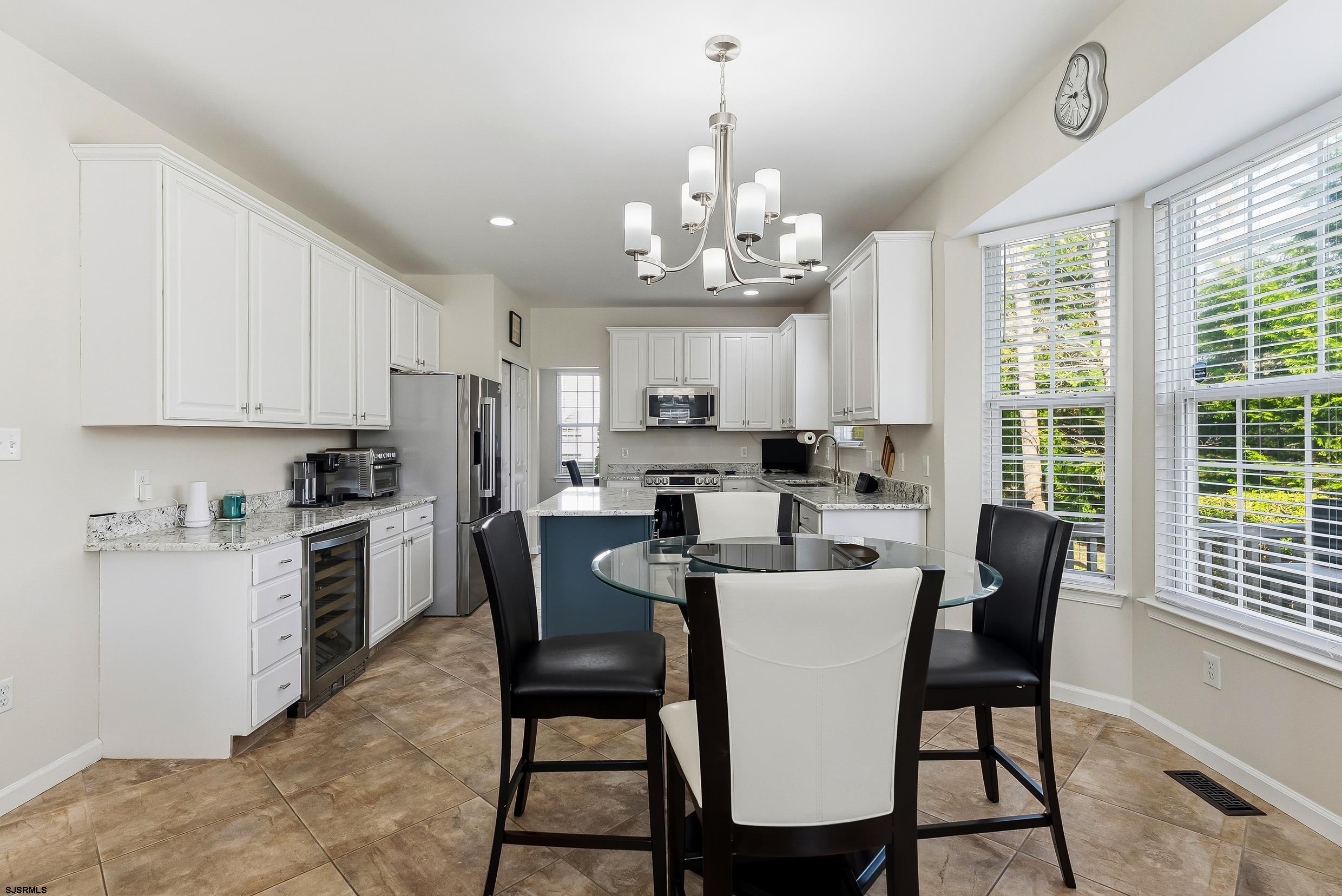 262 Churchill Dr
