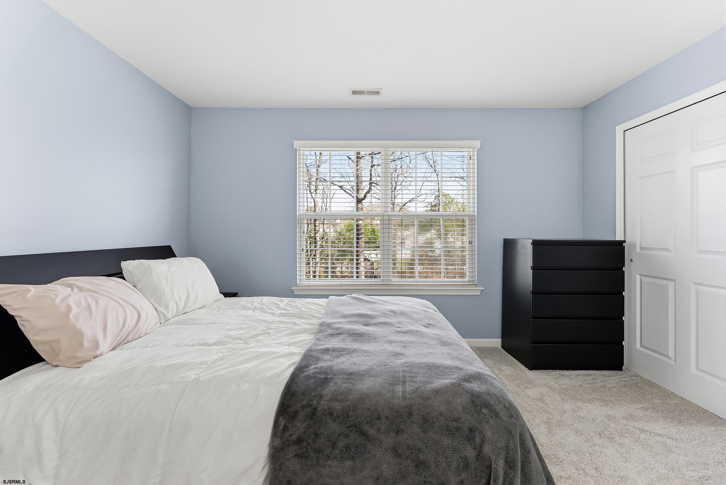262 Churchill Dr