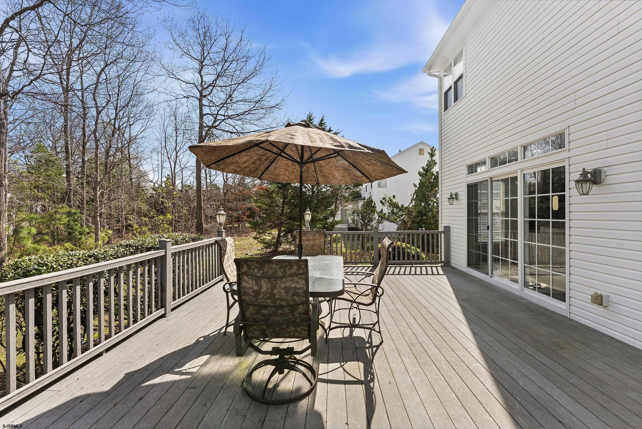 262 Churchill Dr