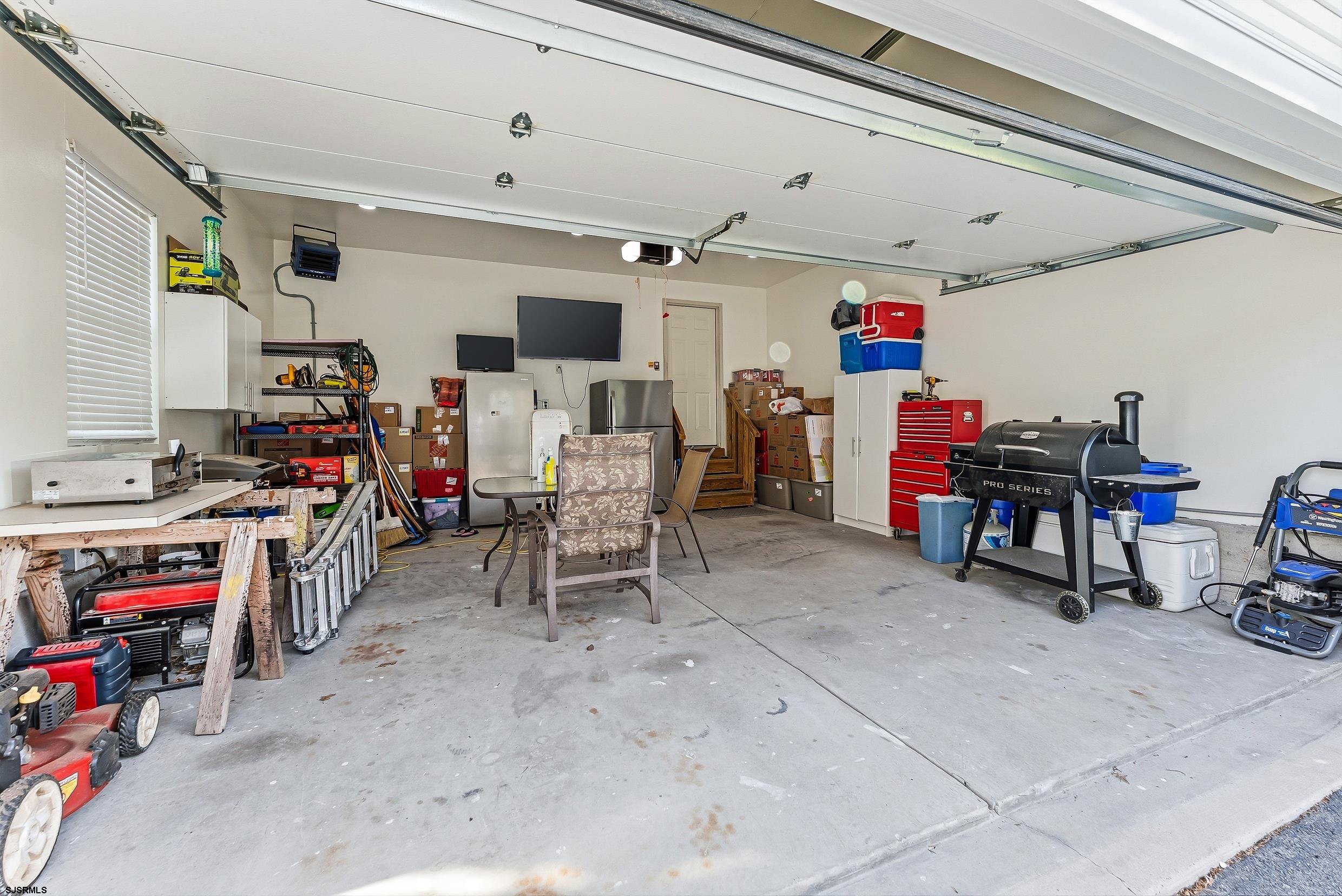 262 Churchill Dr