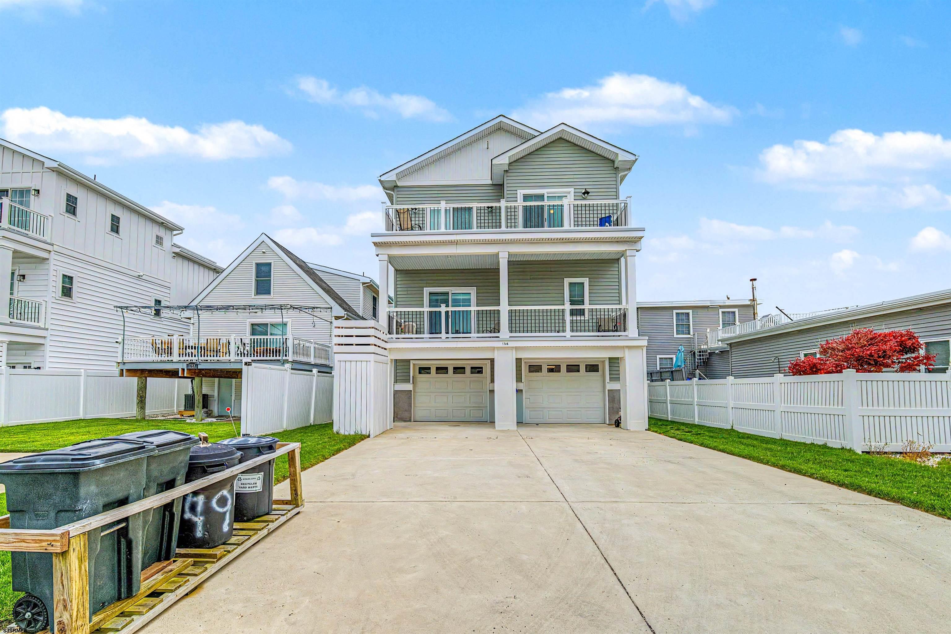 1749 Bay Ave