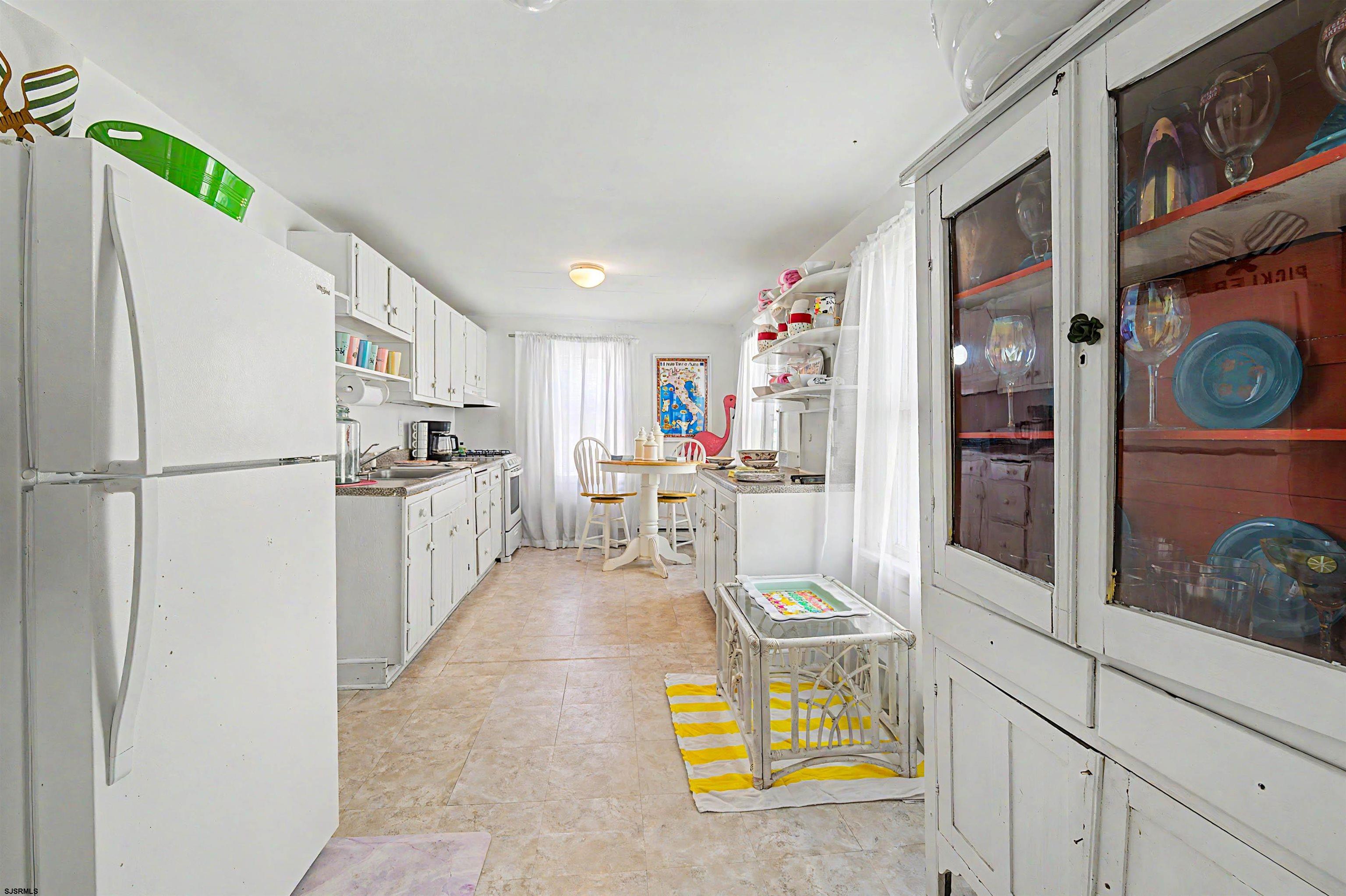 406 Central Ave