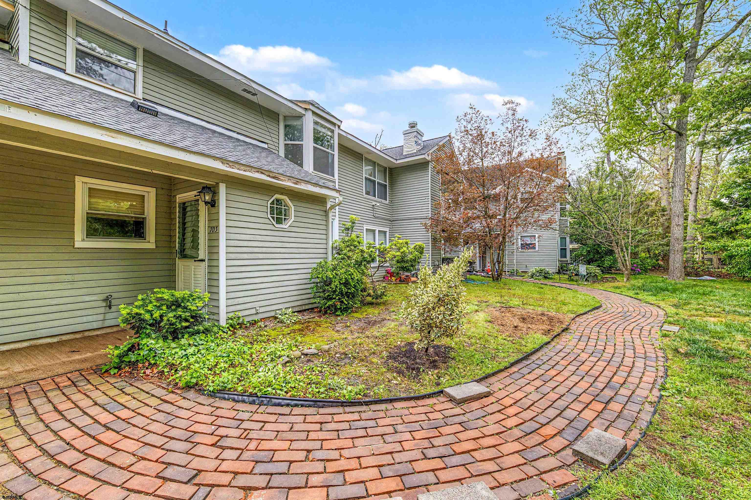 703 Fishers Creek Road Unit: 703