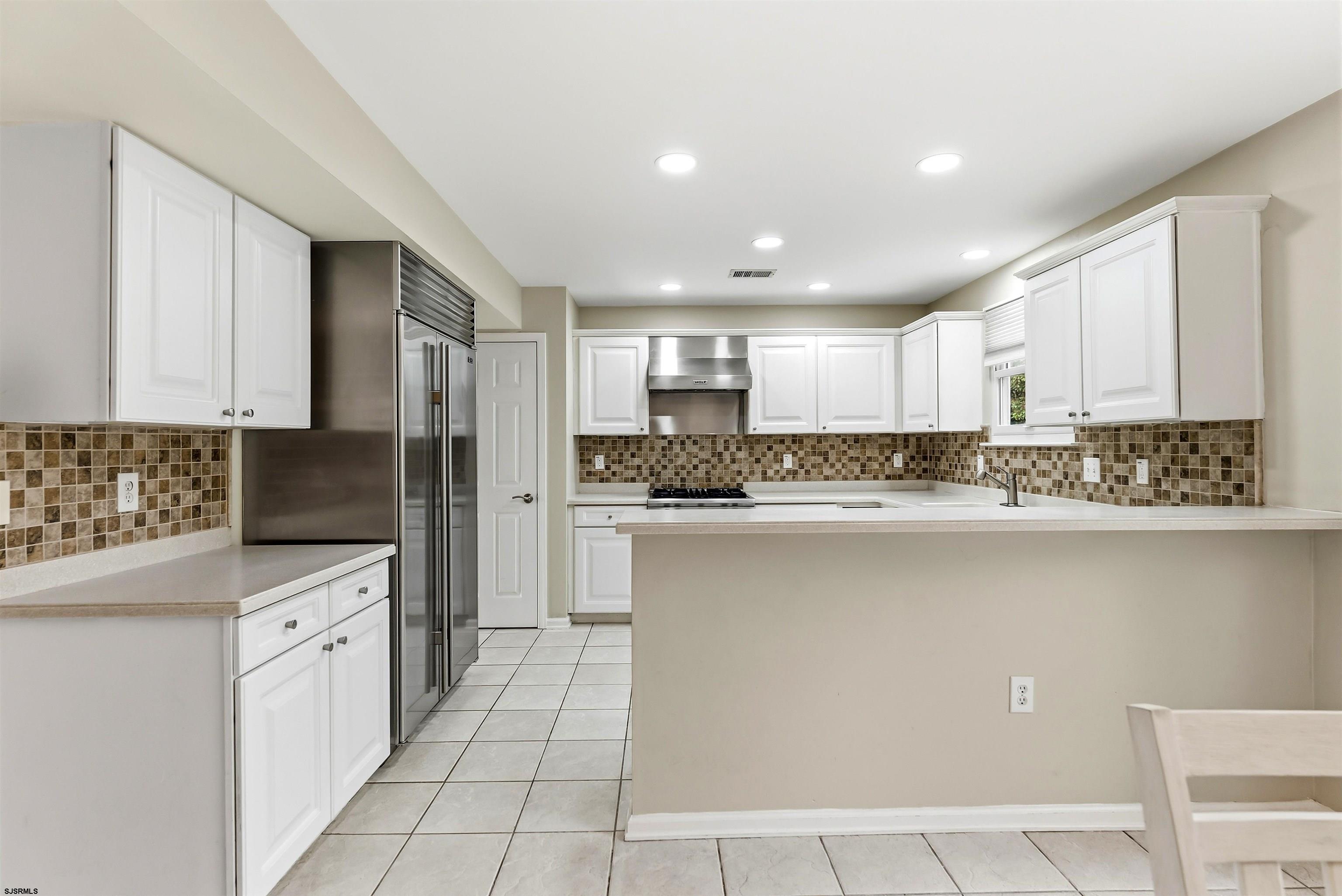 5 Arrowhead Ln