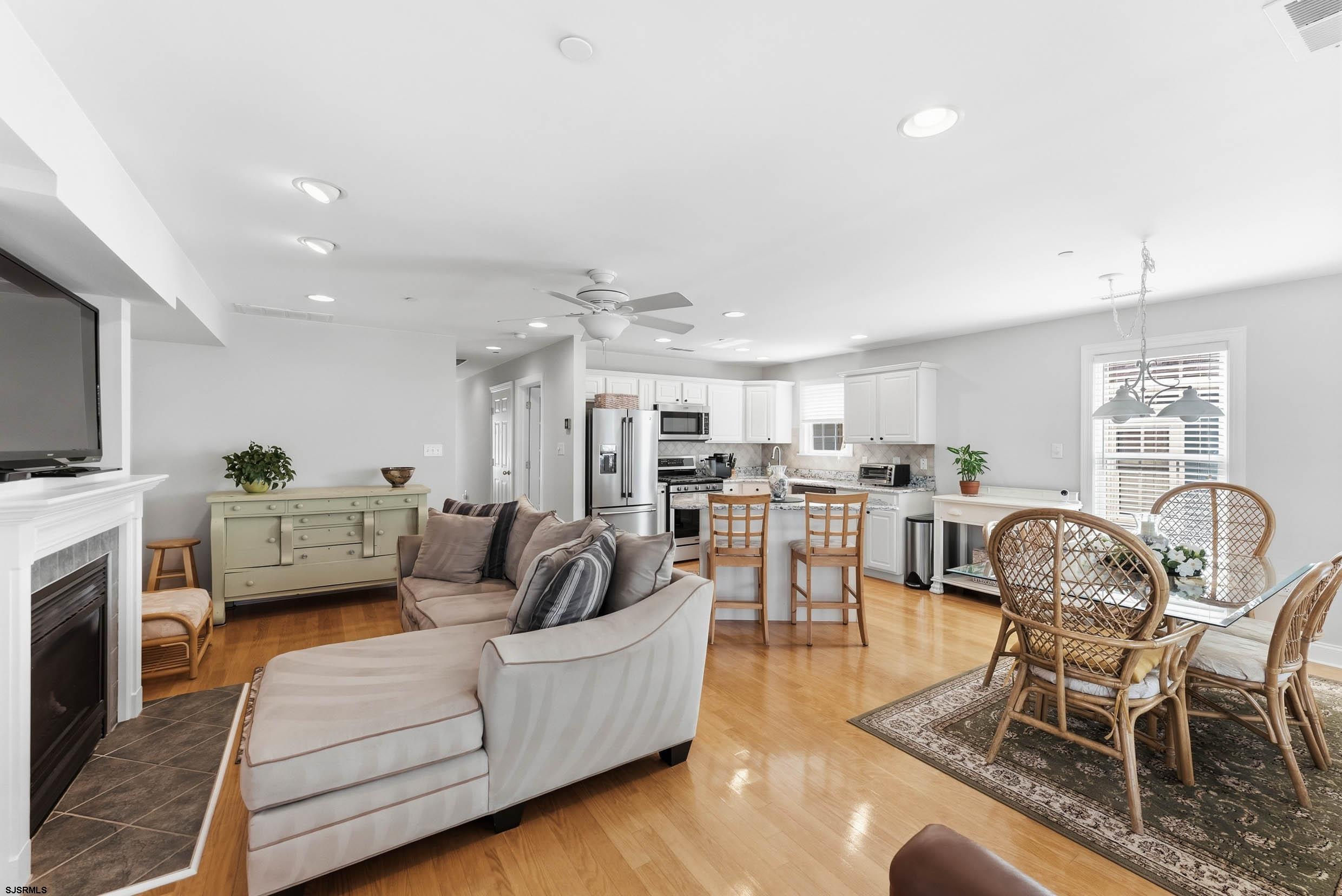 807 Pennlyn Pl Unit: 2nd Floor