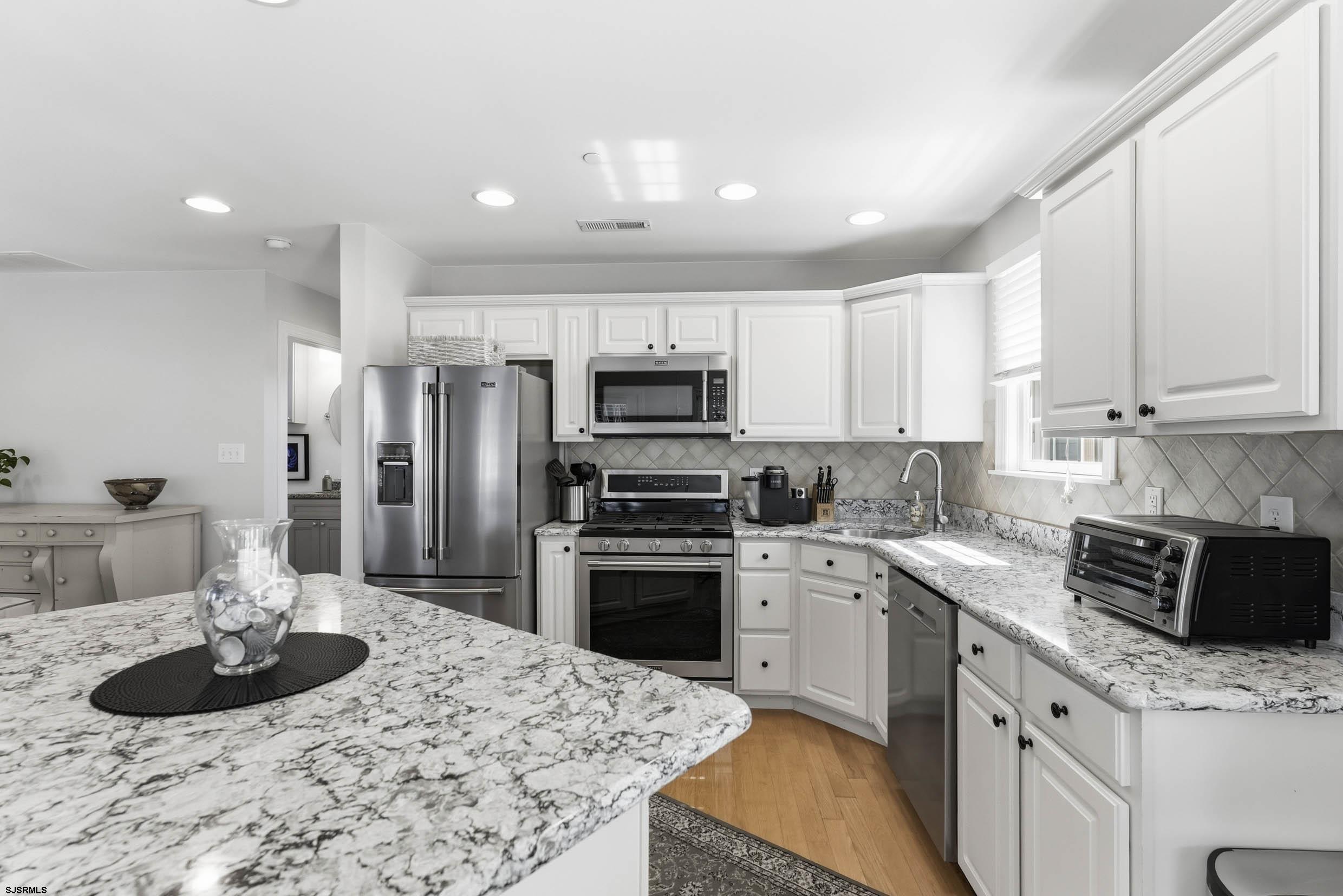 807 Pennlyn Pl Unit: 2nd Floor