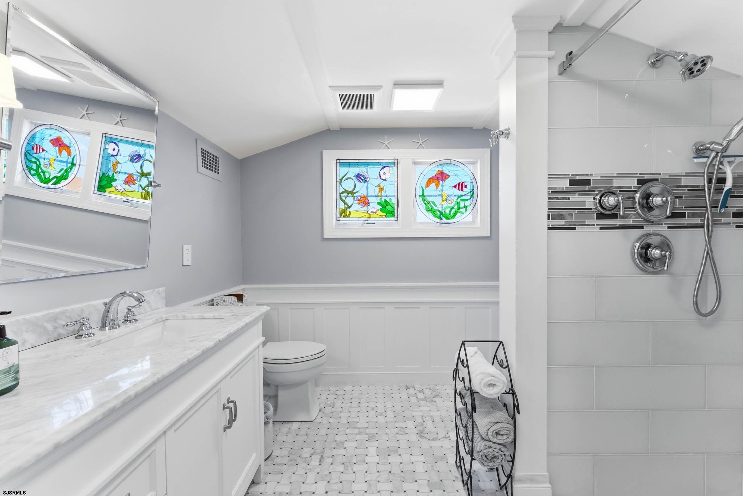 807 Pennlyn Pl Unit: 2nd Floor