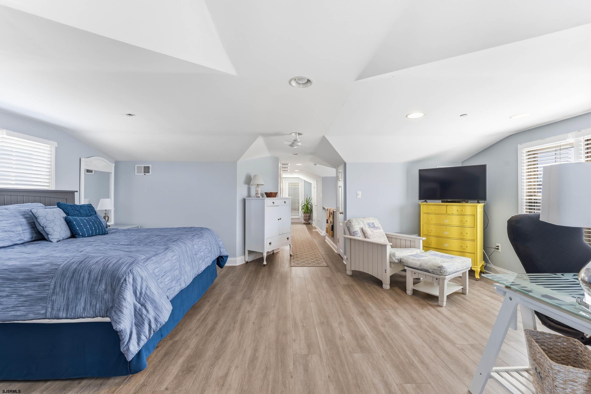 807 Pennlyn Pl Unit: 2nd Floor