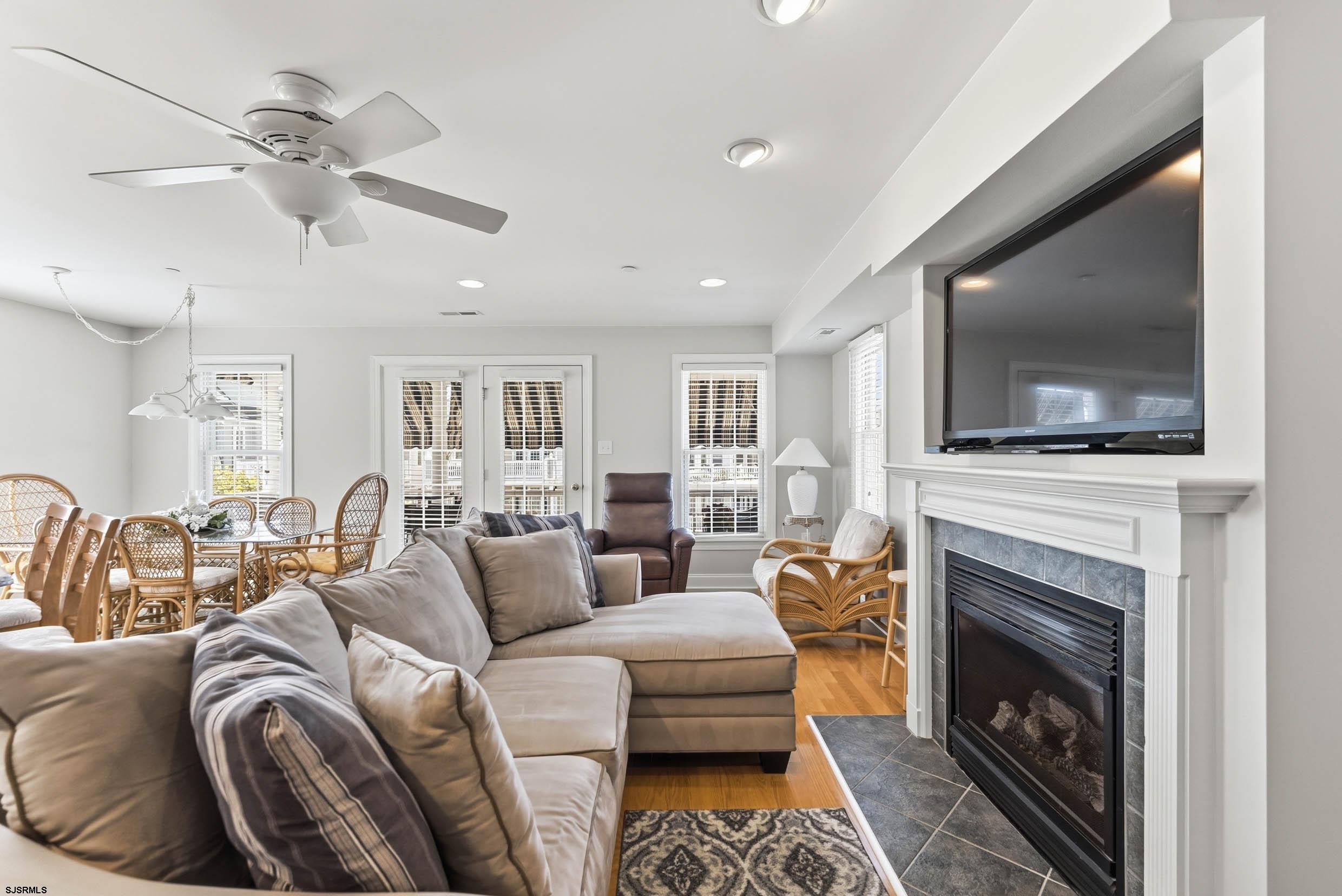 807 Pennlyn Pl Unit: 2nd Floor