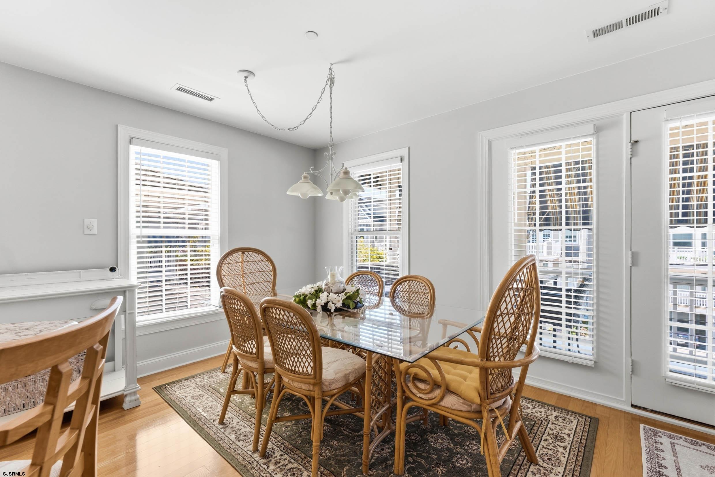807 Pennlyn Pl Unit: 2nd Floor