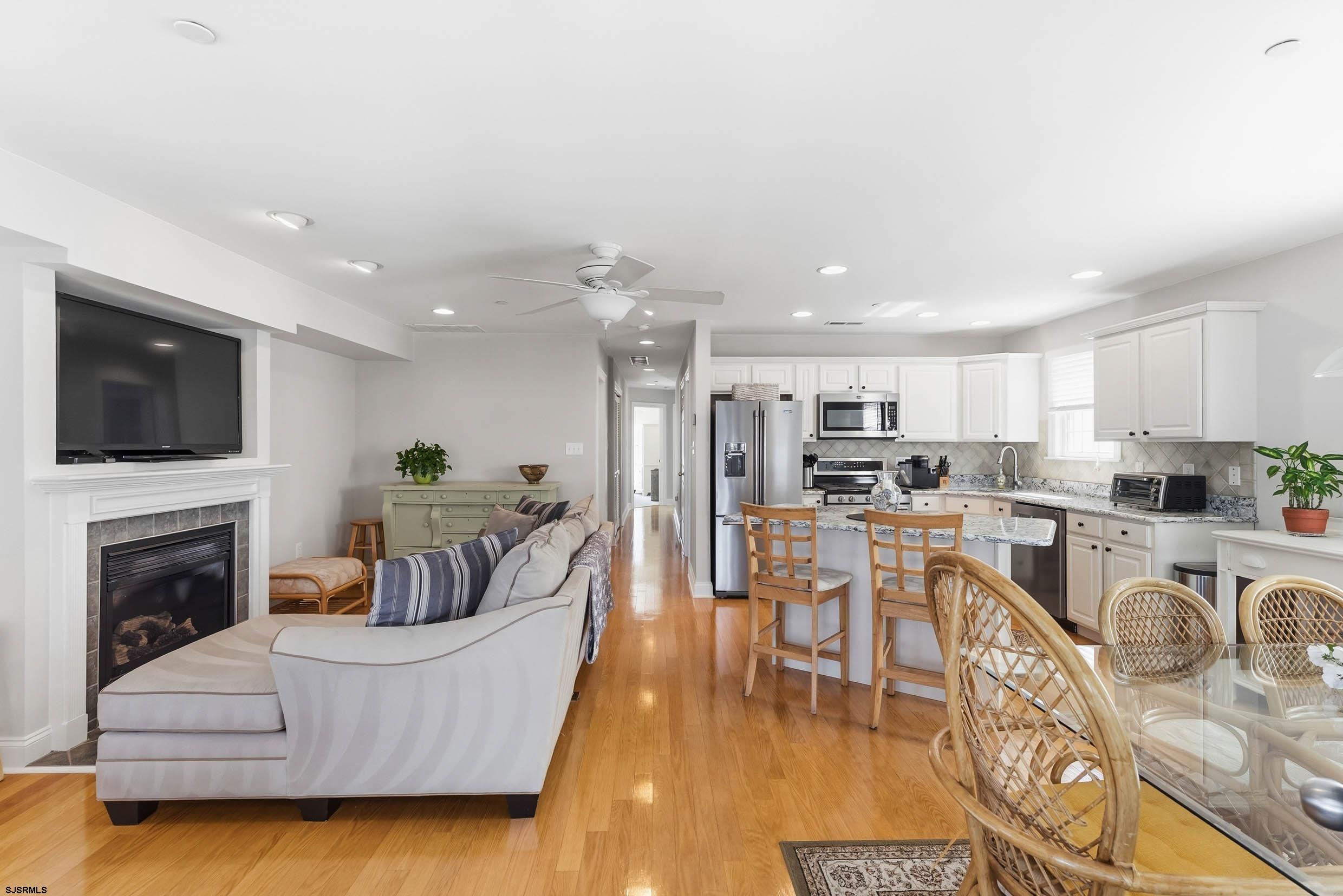 807 Pennlyn Pl Unit: 2nd Floor