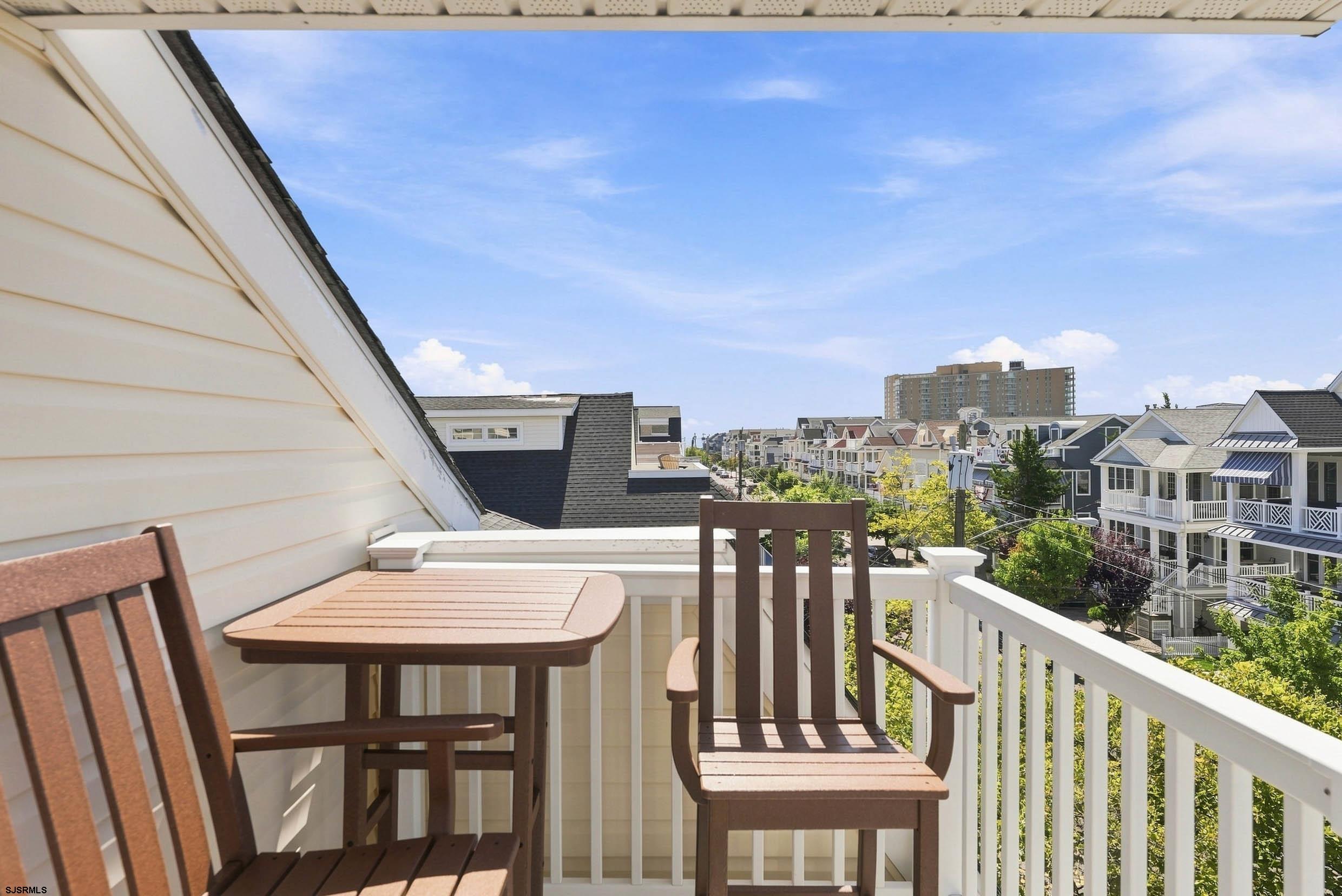 807 Pennlyn Pl Unit: 2nd Floor