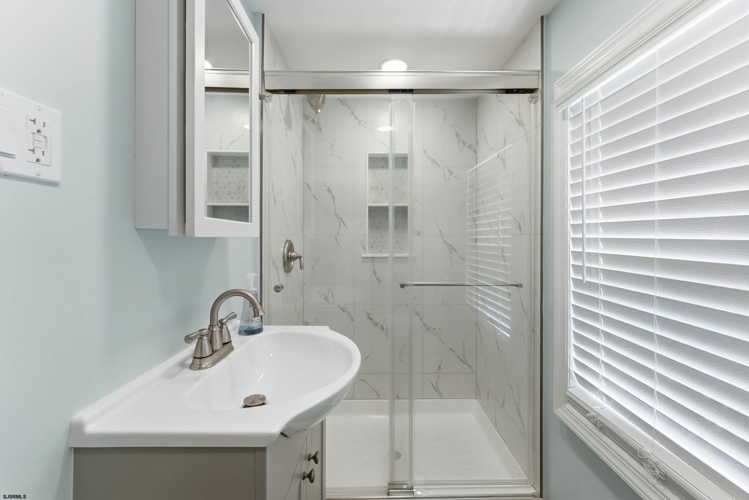 3619 Central Ave Unit: 3
