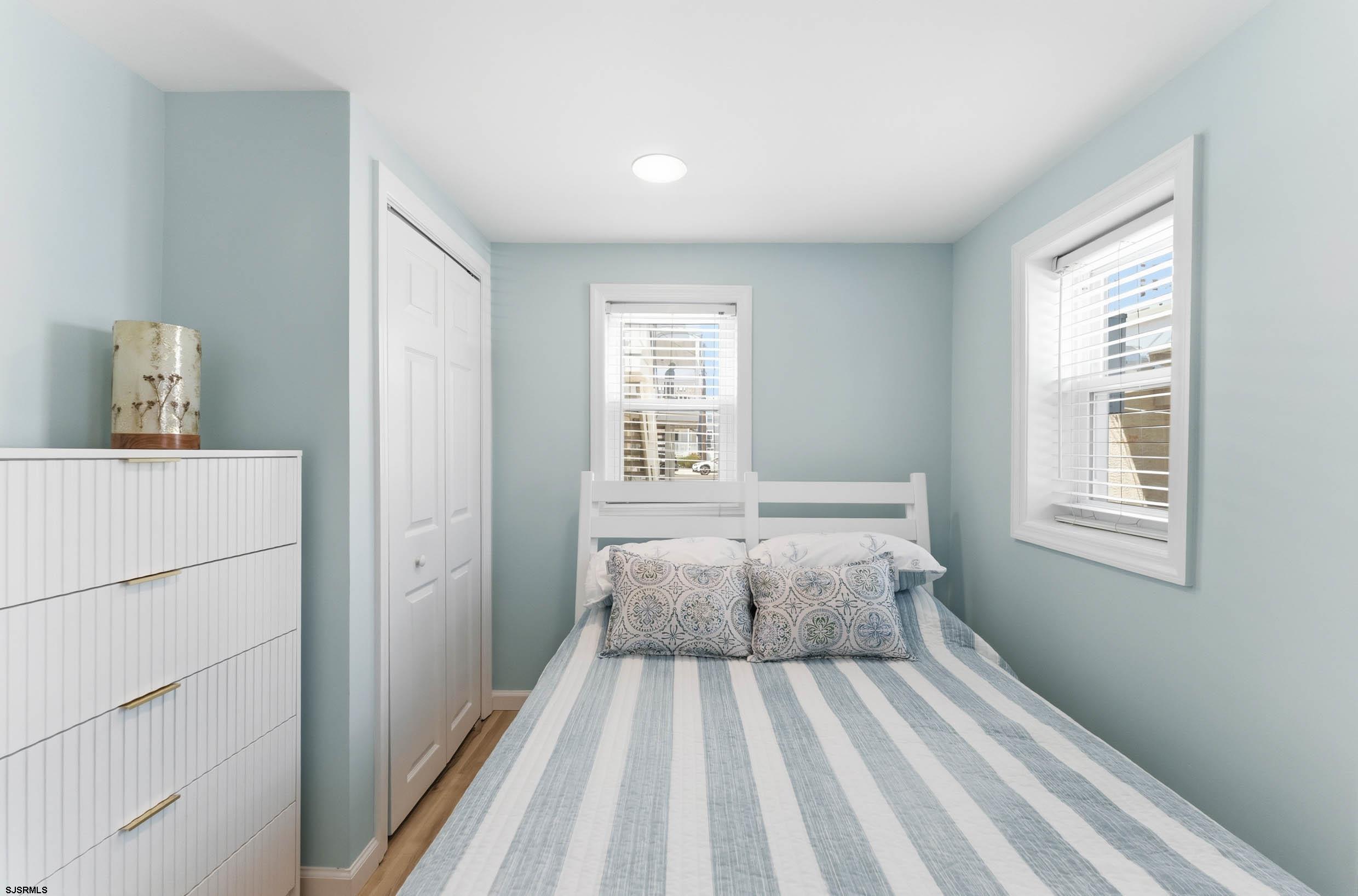 3619 Central Ave Unit: 3