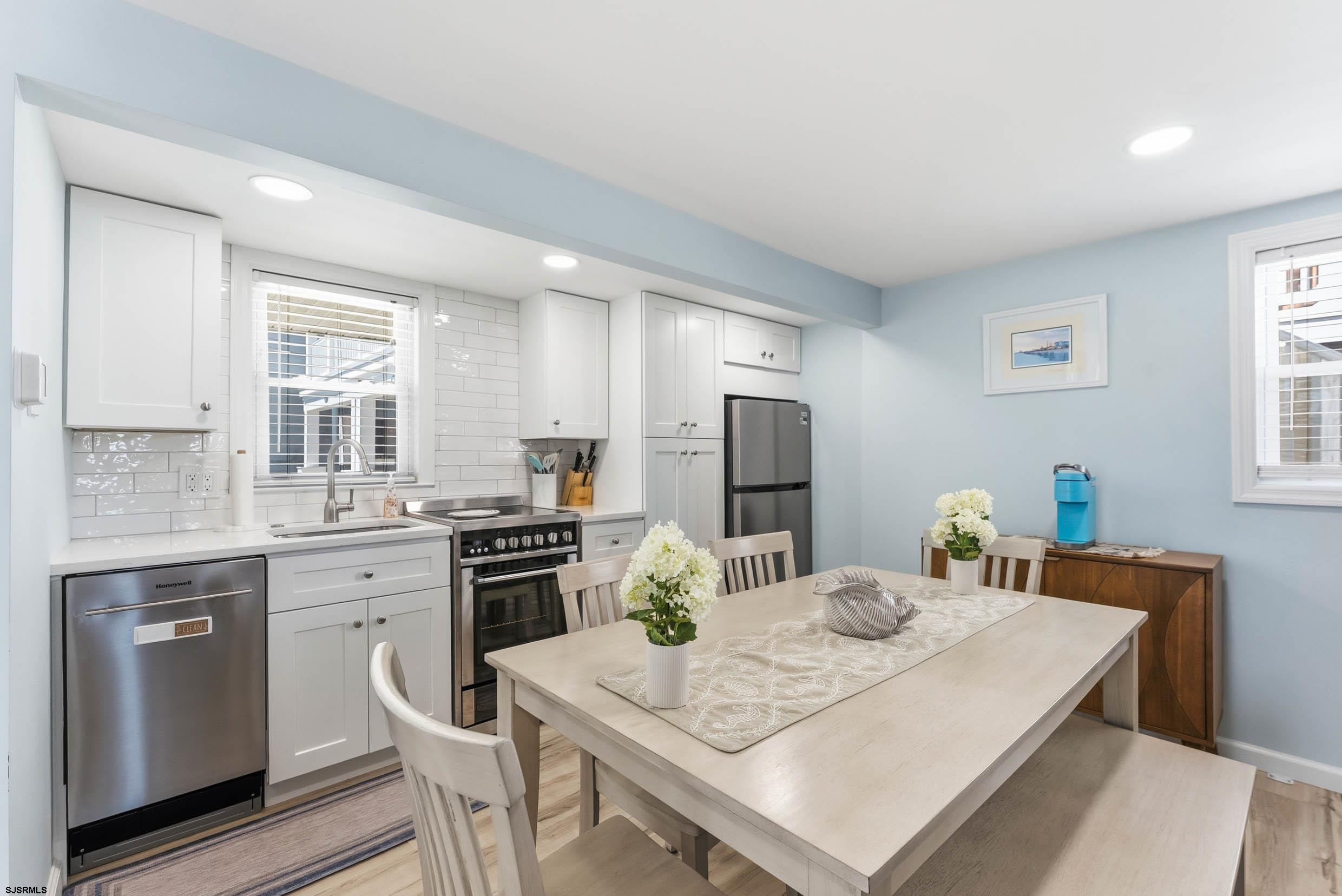 3619 Central Ave Unit: 3