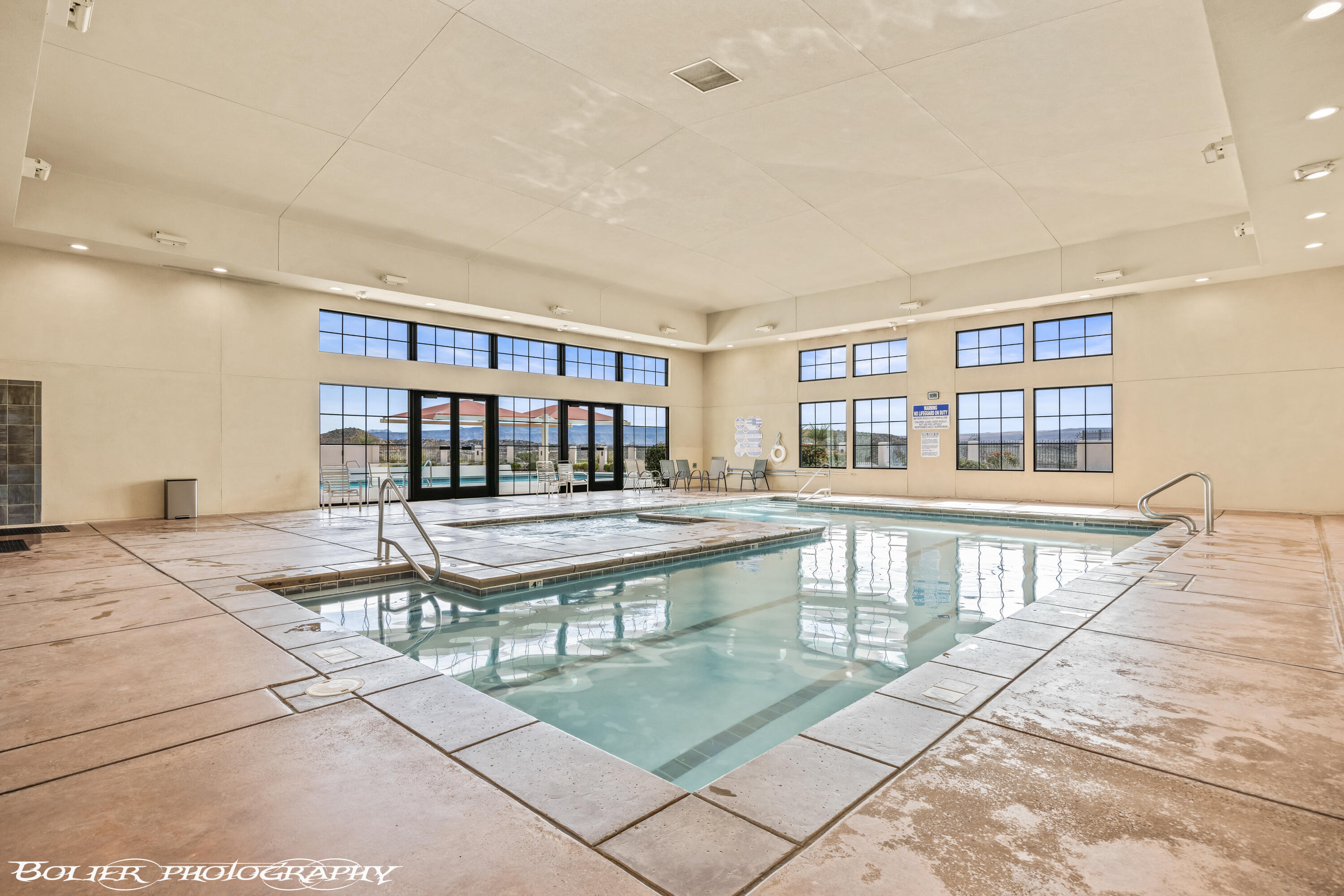 3330 E Fourteen Fairway DR