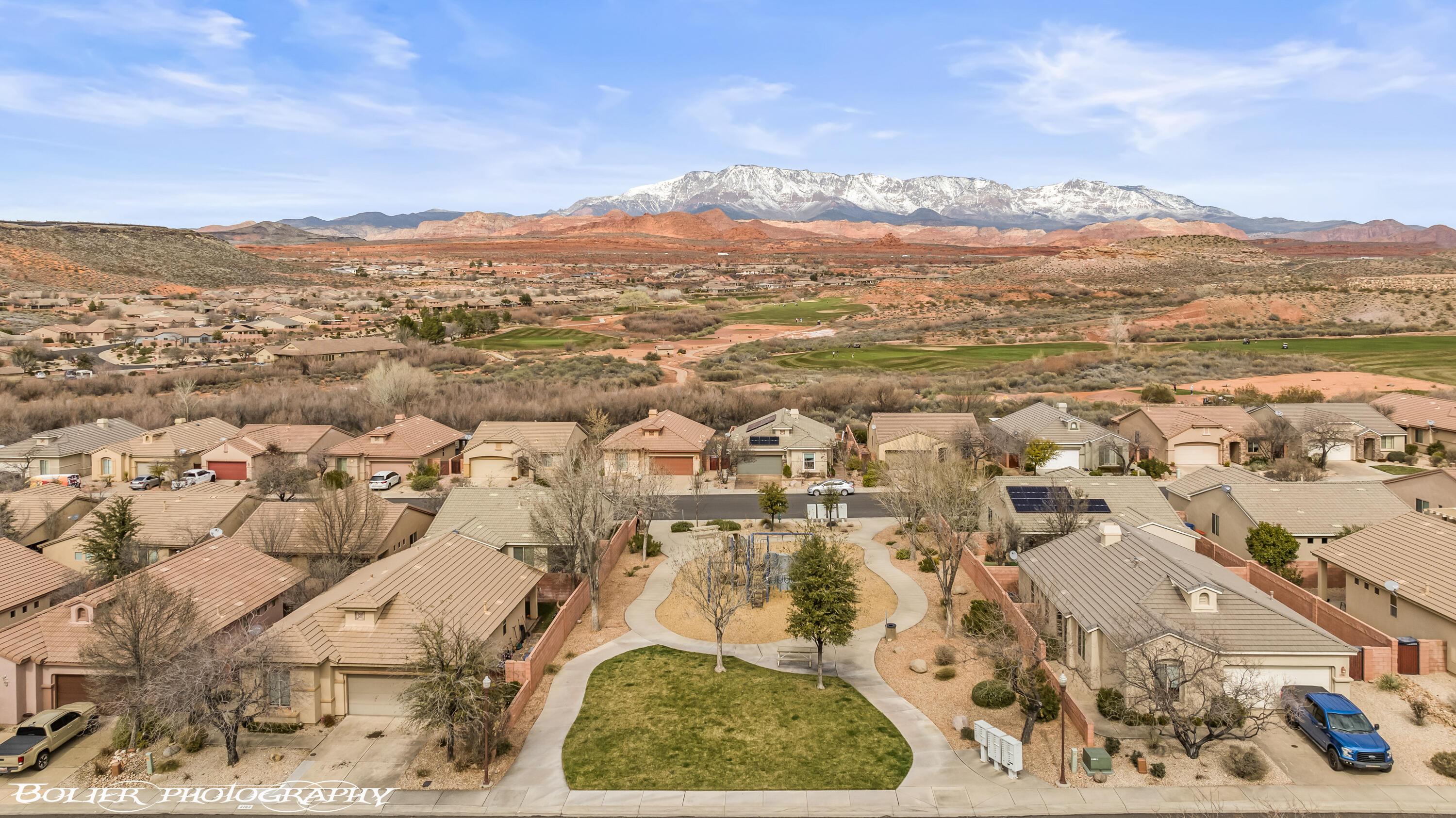 3330 E Fourteen Fairway DR