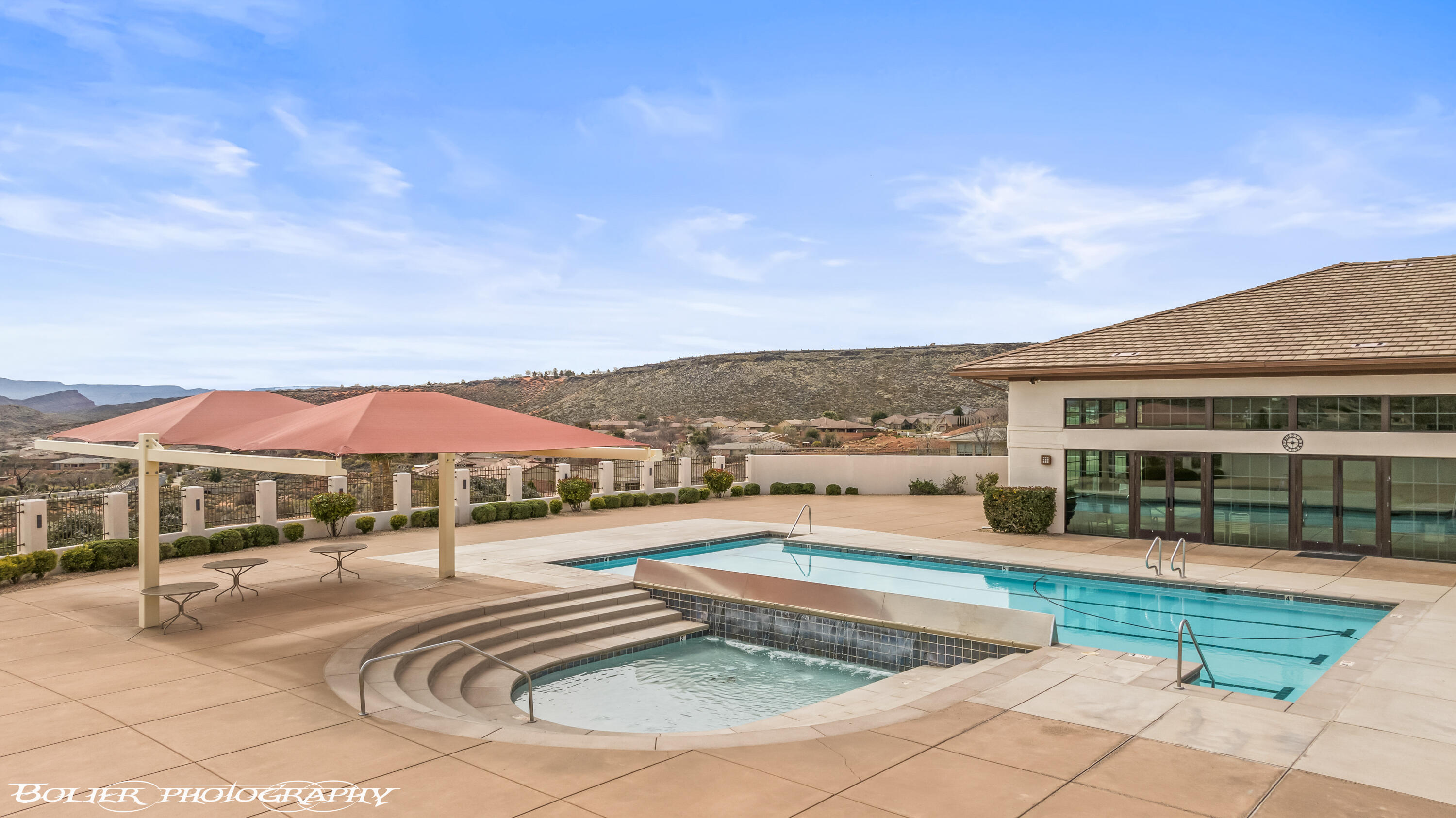 3330 E Fourteen Fairway DR