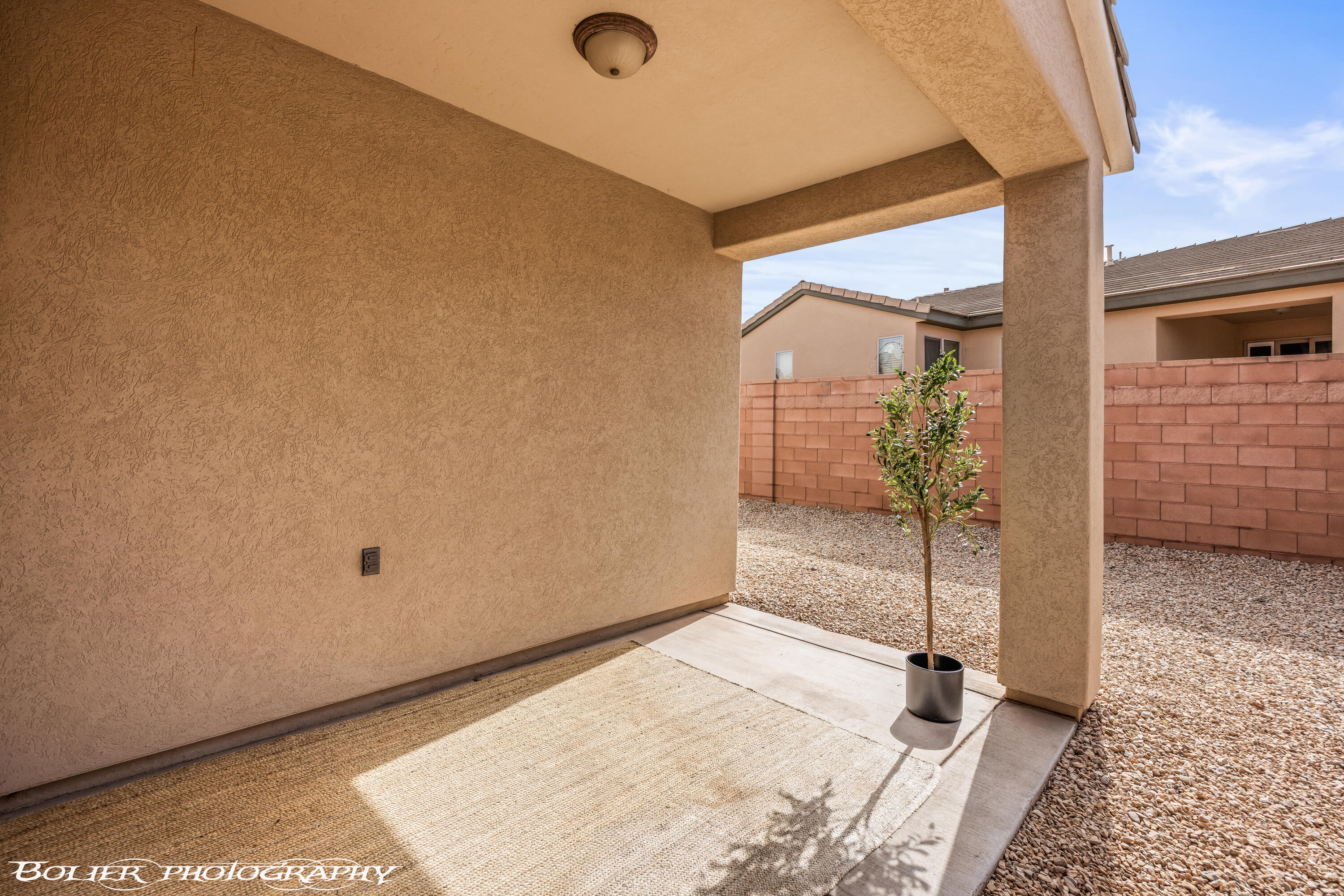 3330 E Fourteen Fairway DR