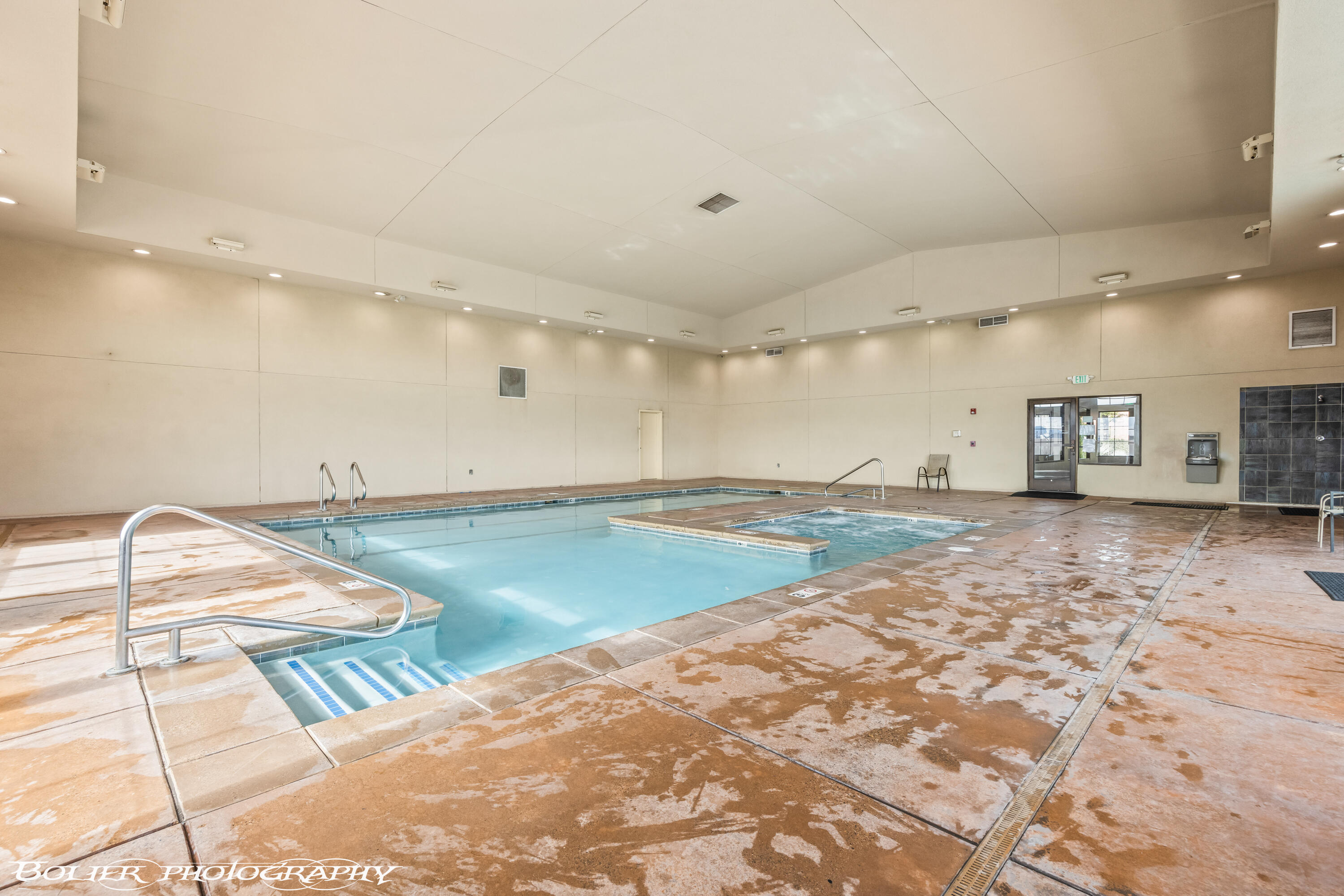 3330 E Fourteen Fairway DR