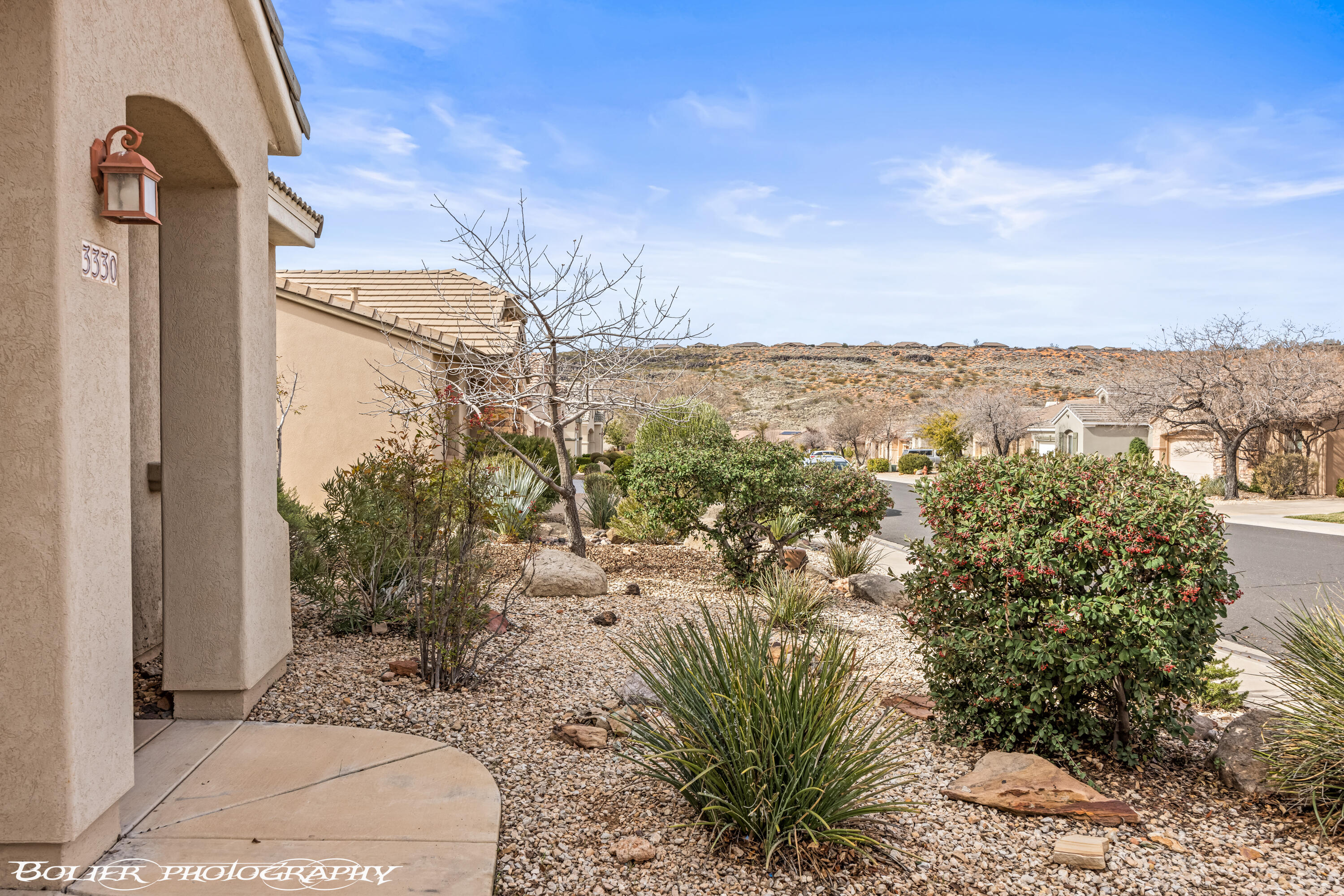 3330 E Fourteen Fairway DR