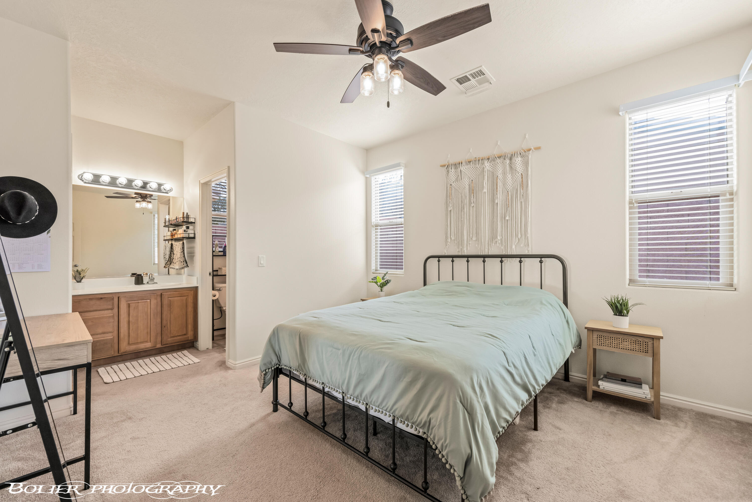 3330 E Fourteen Fairway DR