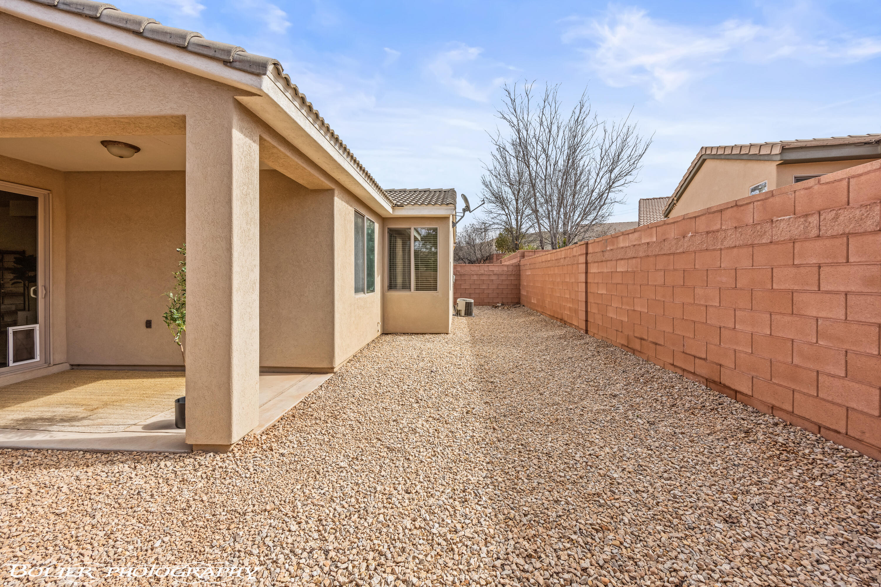 3330 E Fourteen Fairway DR