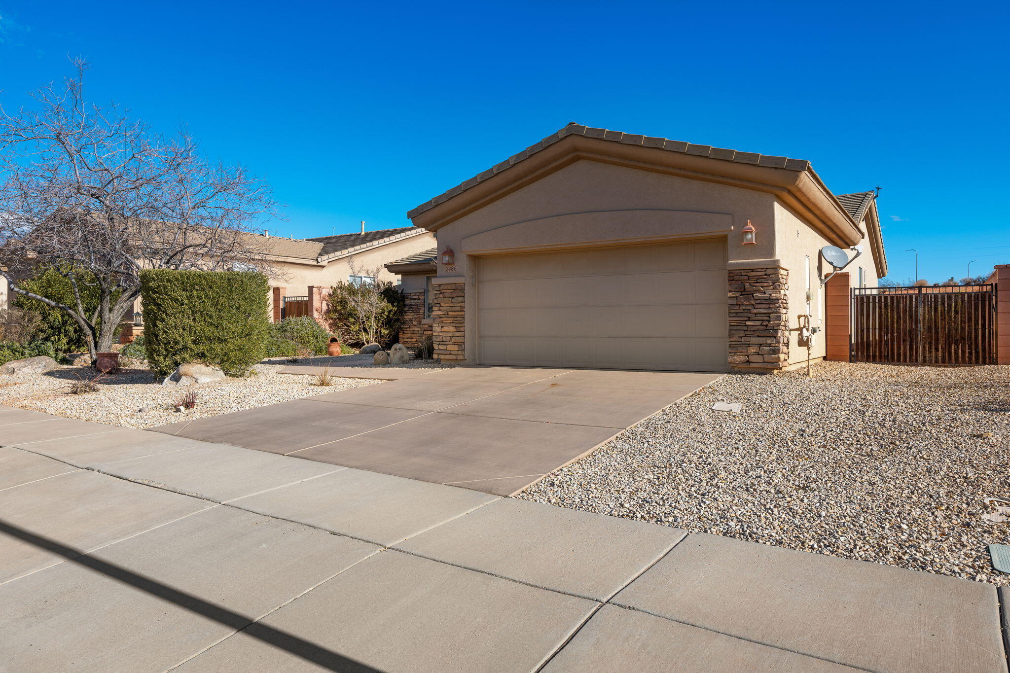 2486 N Expedition LN