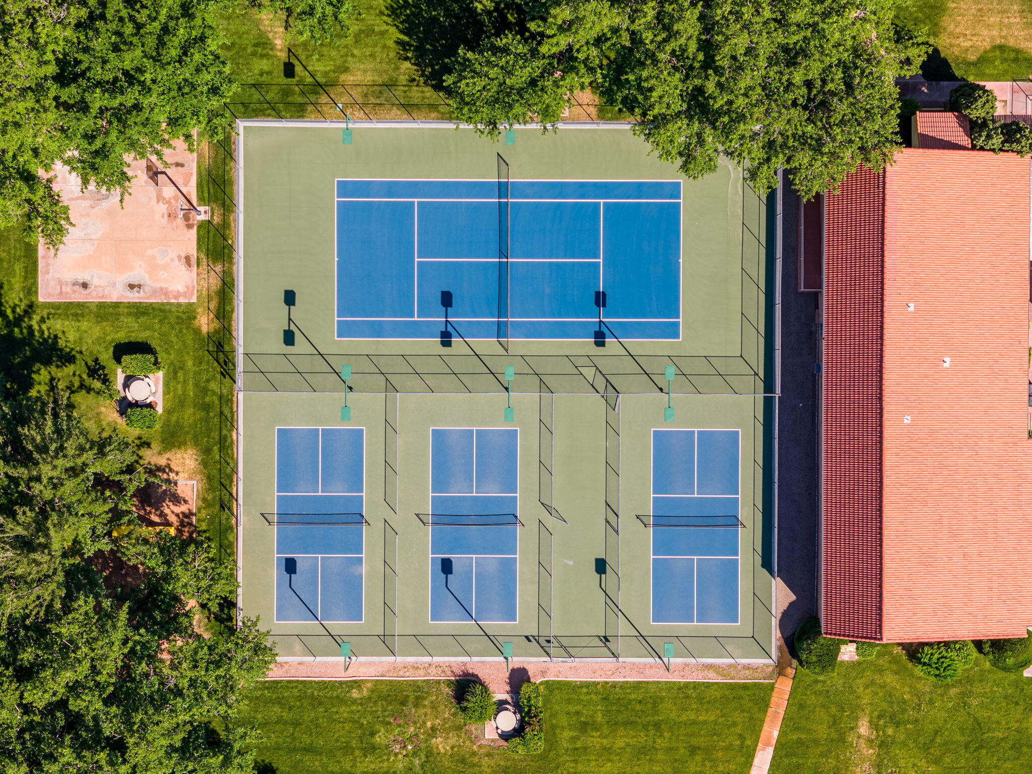 545 S Valley View DR Unit: #137