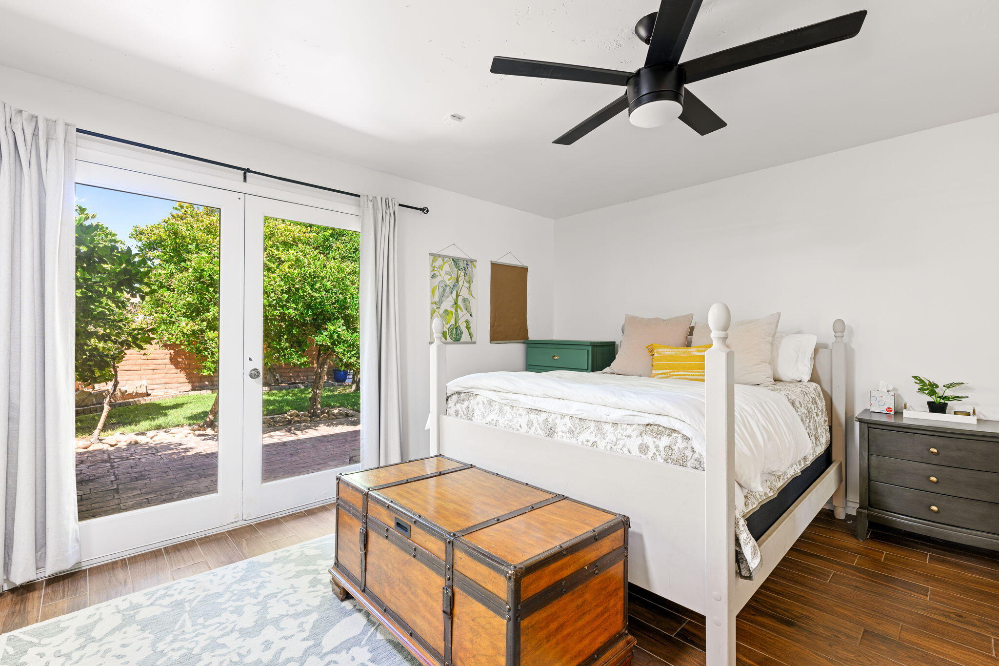 545 S Valley View DR Unit: #137