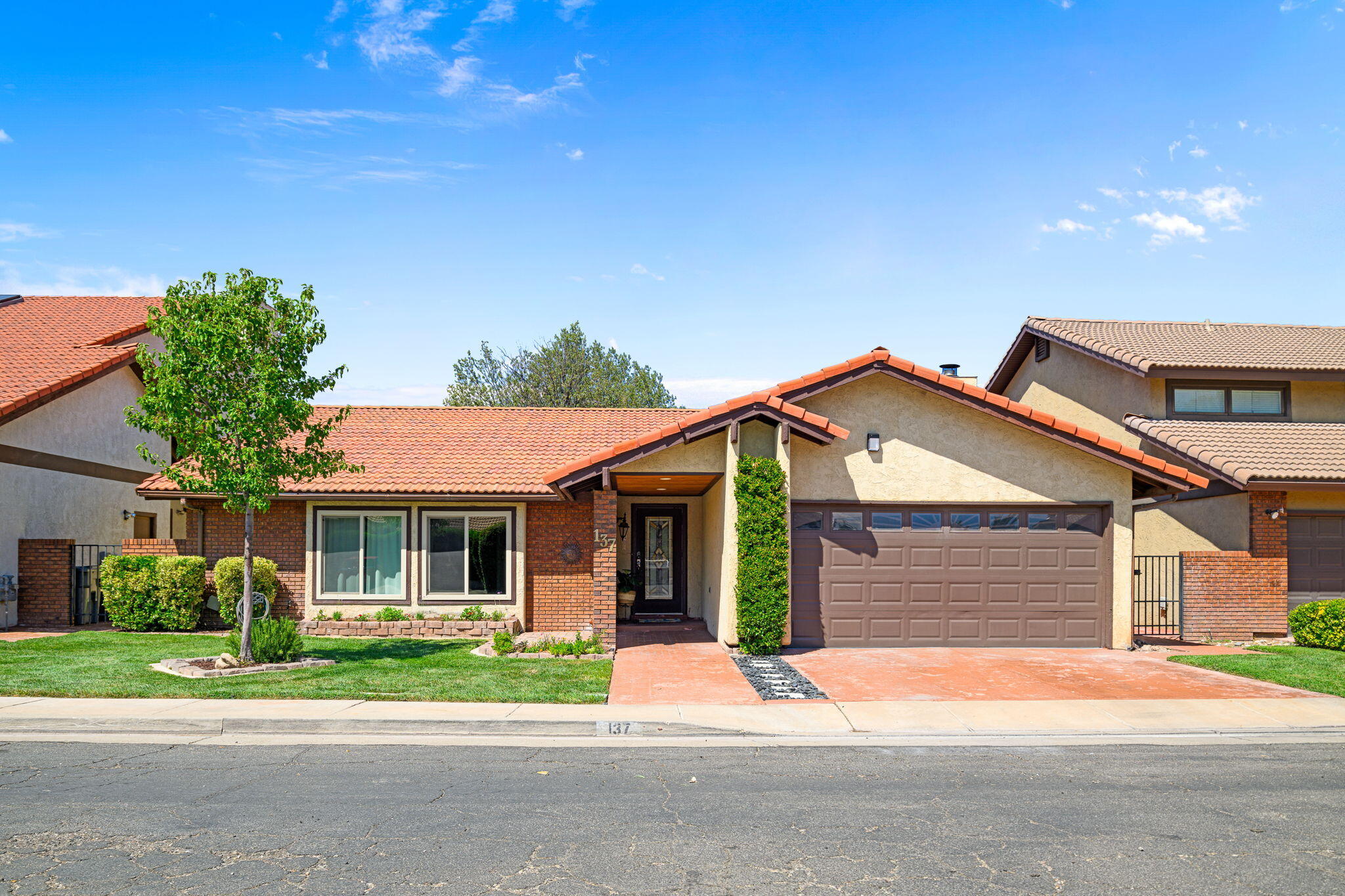 545 S Valley View DR Unit: #137