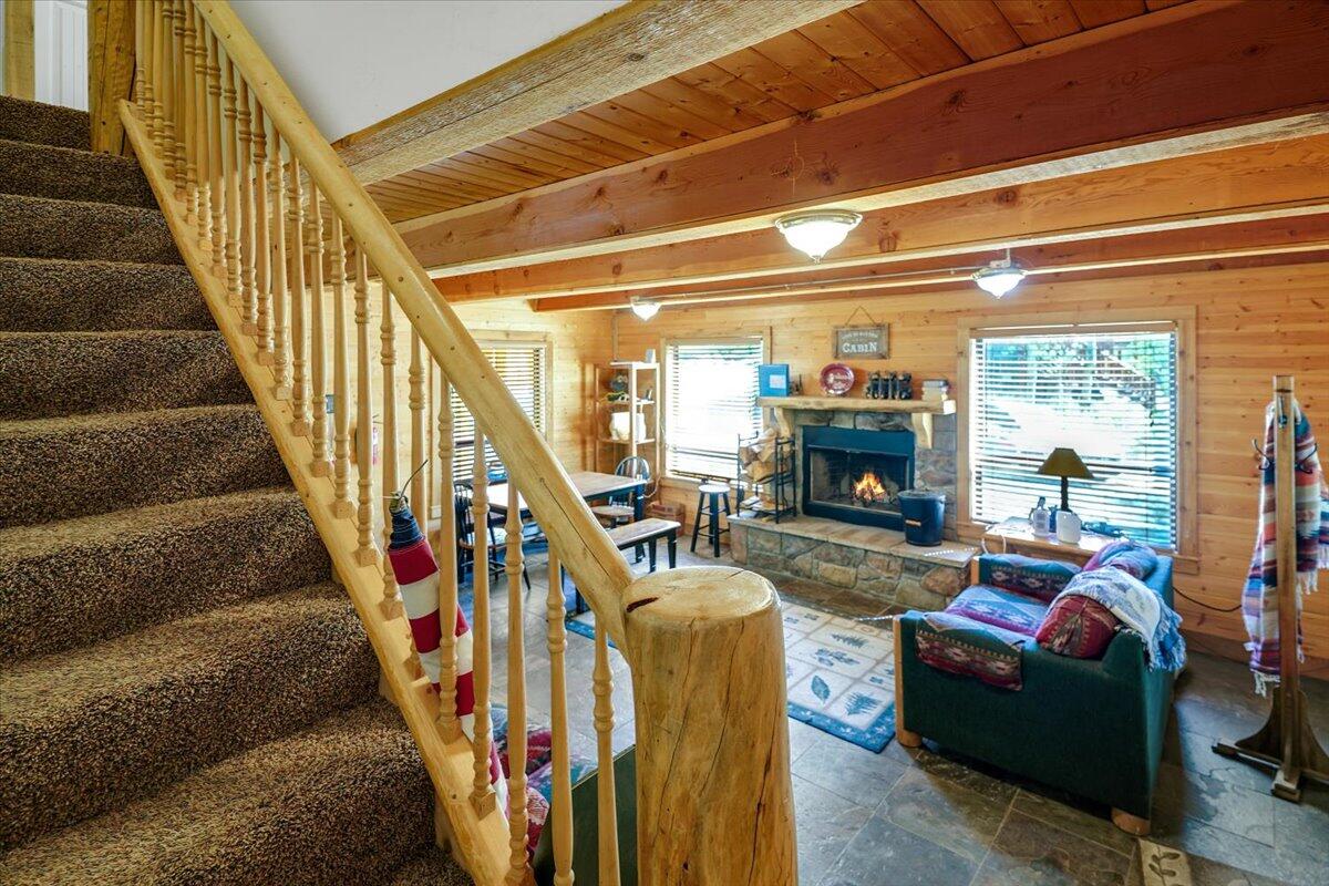 4443 Buck Way