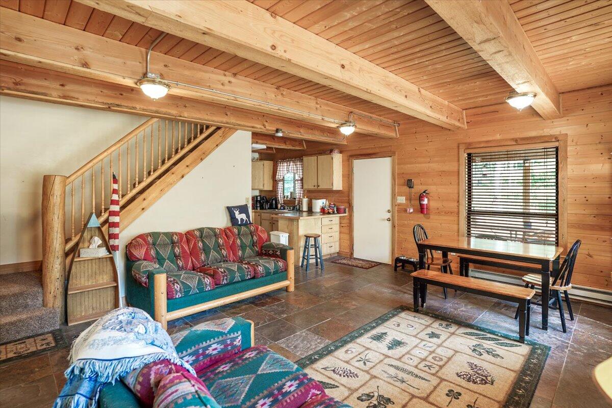 4443 Buck Way