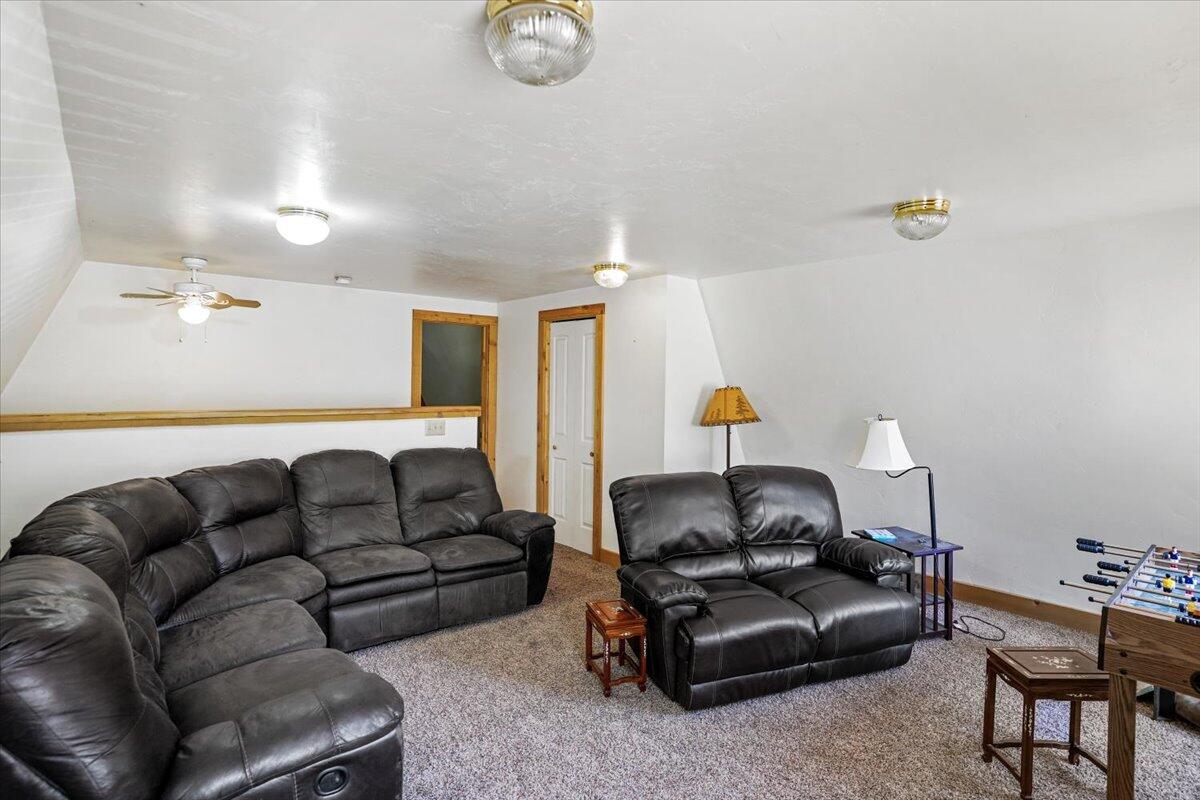 4443 Buck Way
