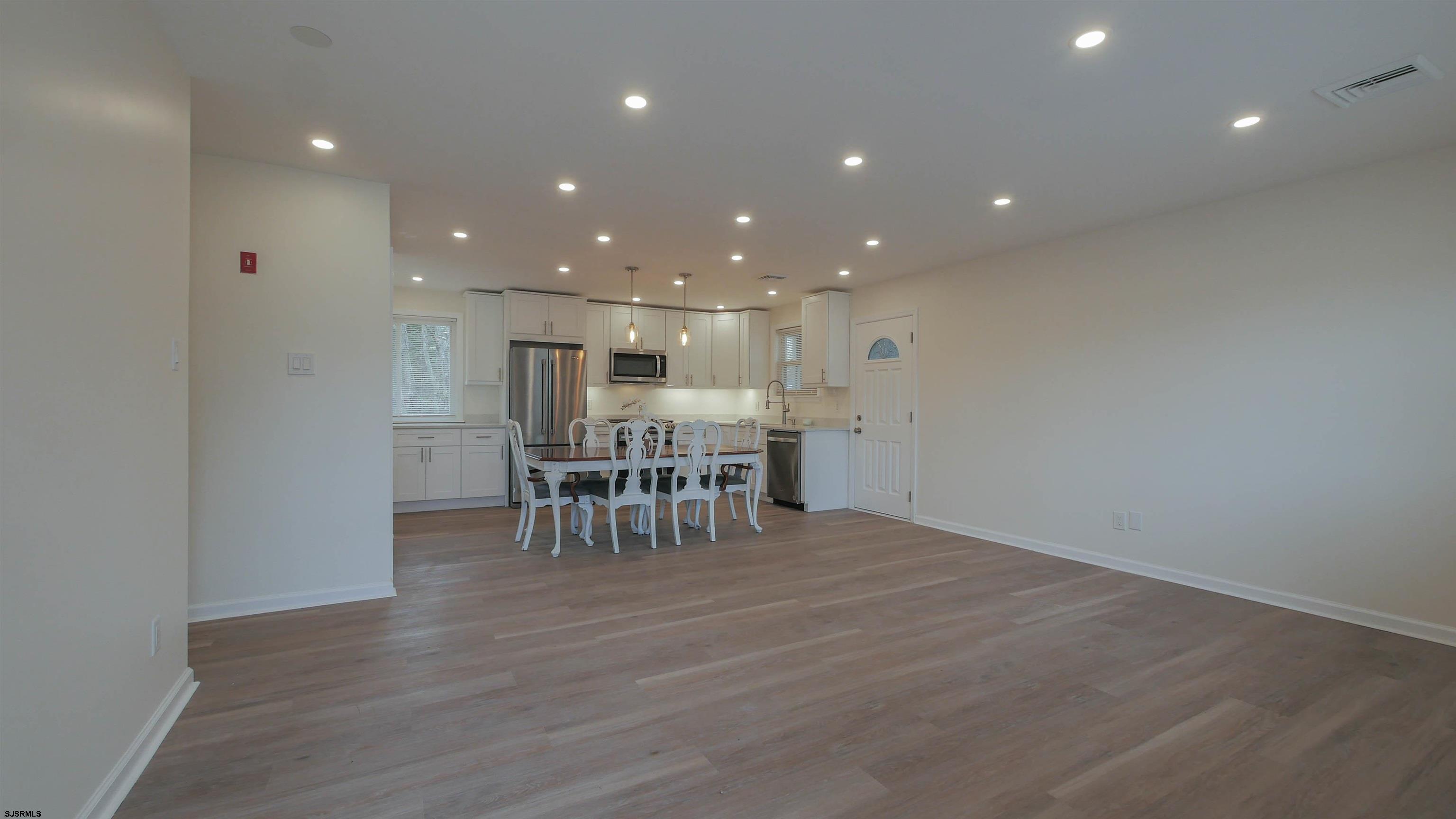 911 Woodland Ave Ave