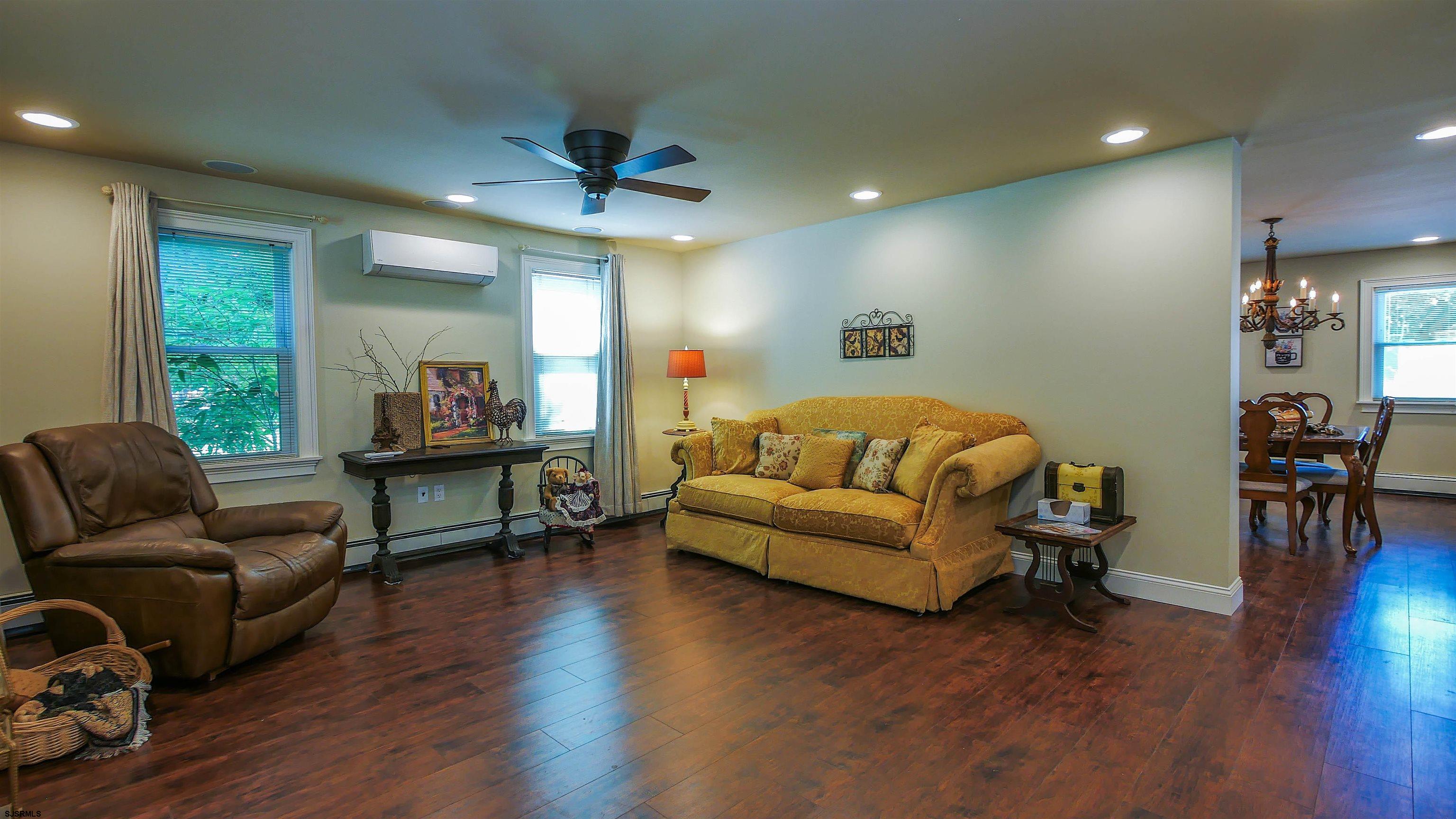 810 E Moss Mill Road