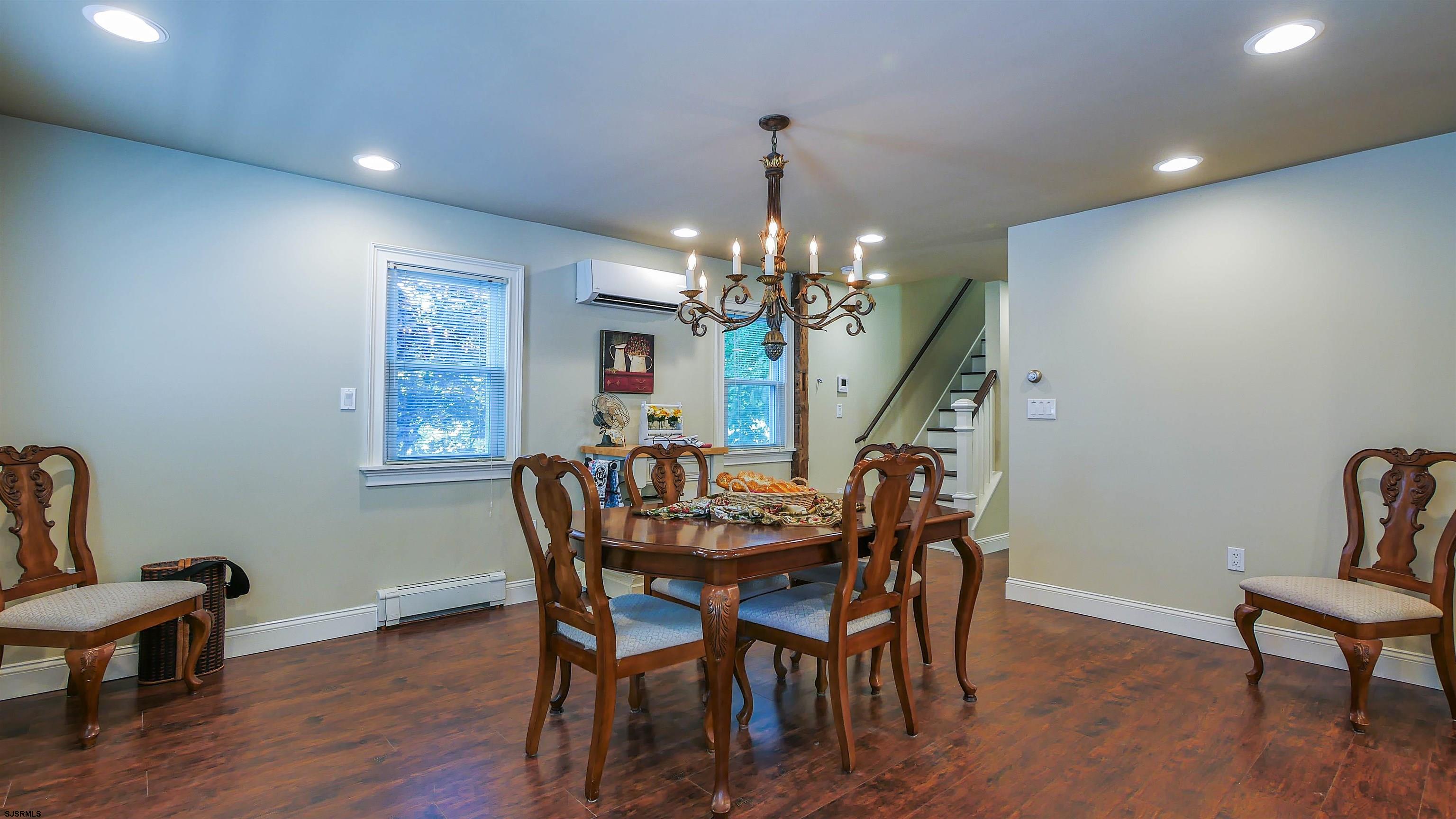 810 E Moss Mill Road