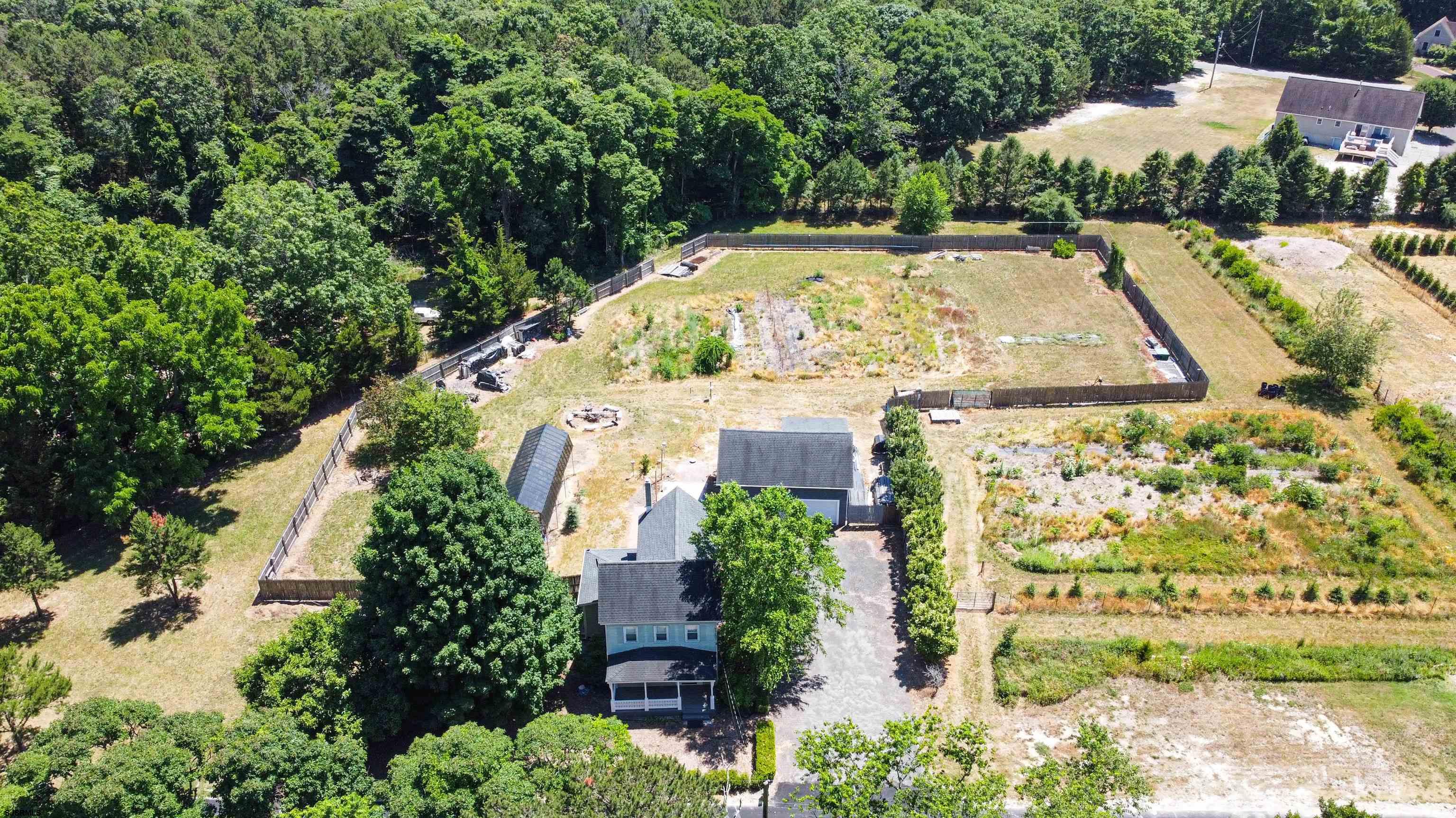 810 E Moss Mill Road