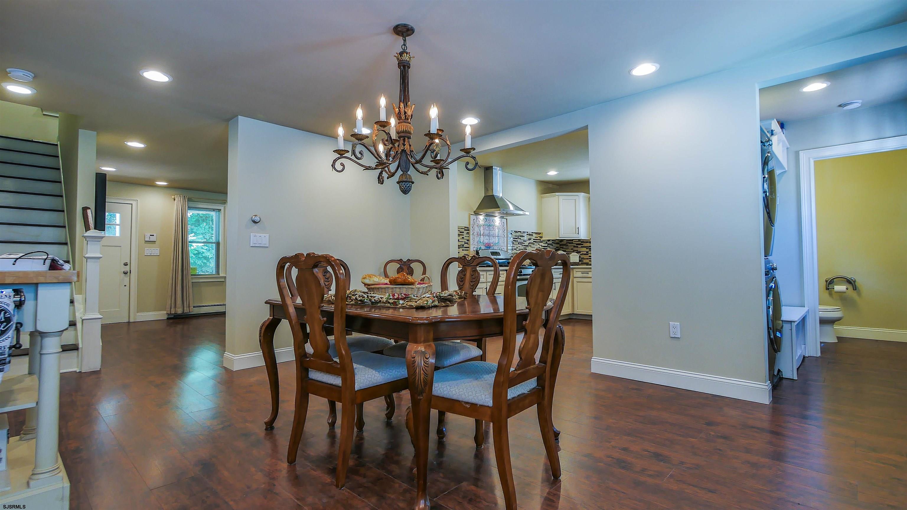 810 E Moss Mill Road