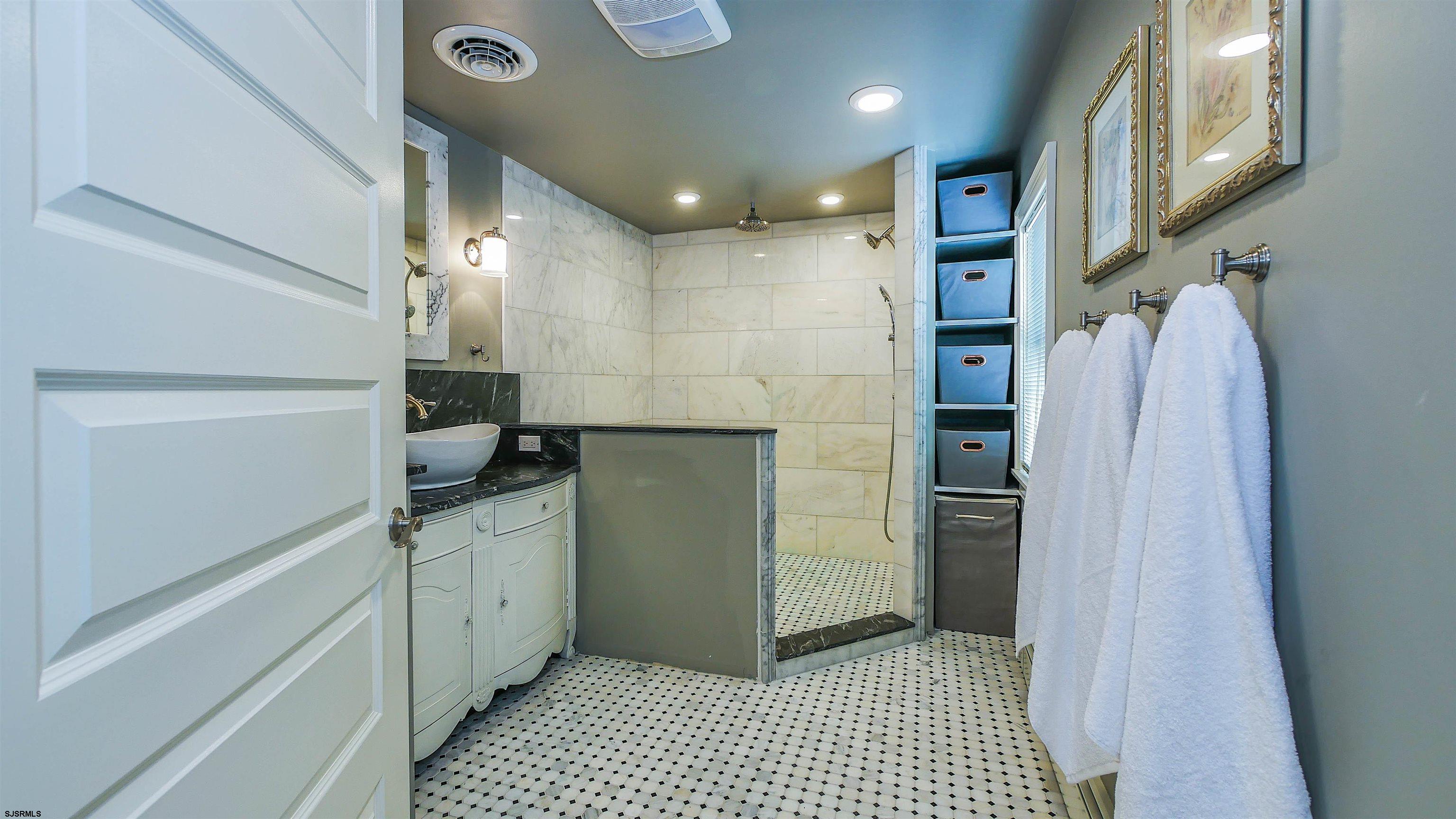 810 E Moss Mill Road